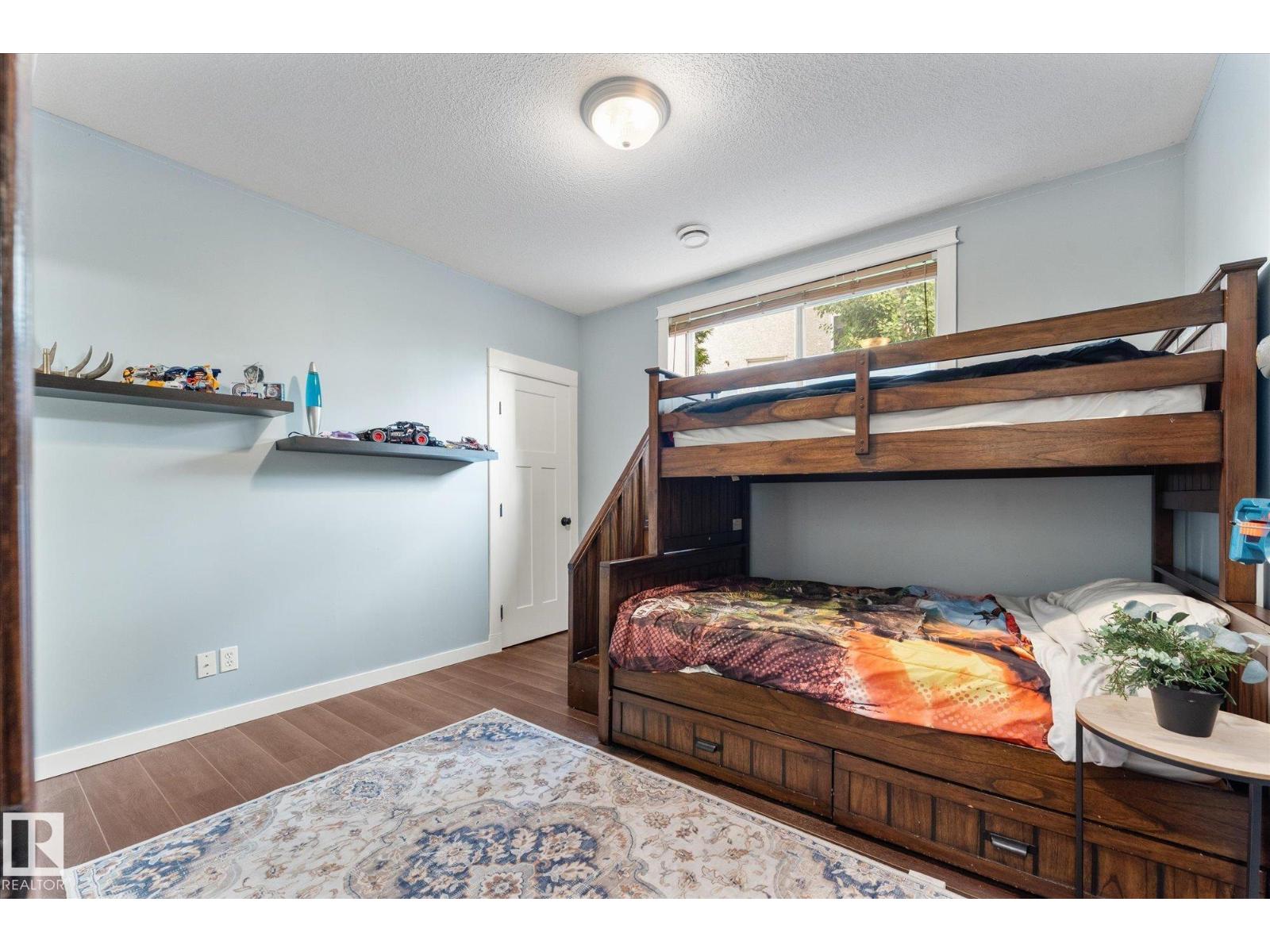 8704 165 Av Nw Property Photo 39