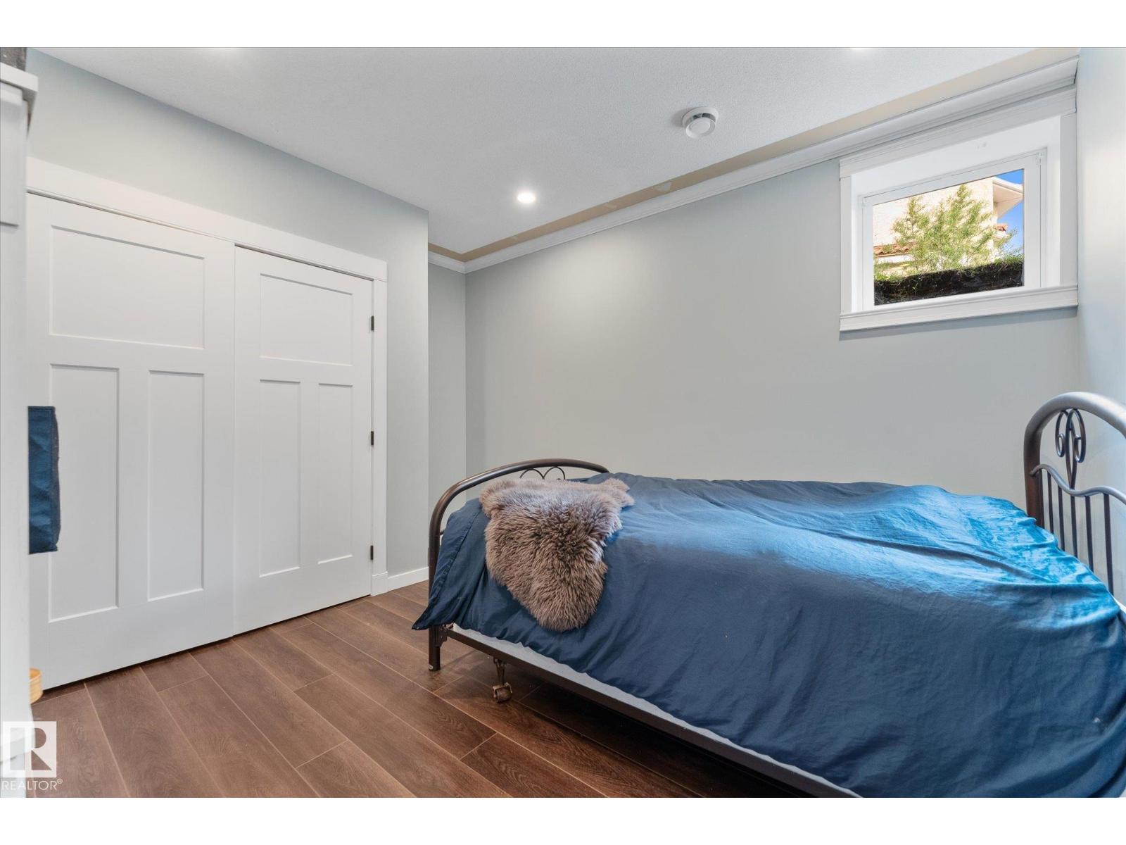 8704 165 Av Nw Property Photo 42