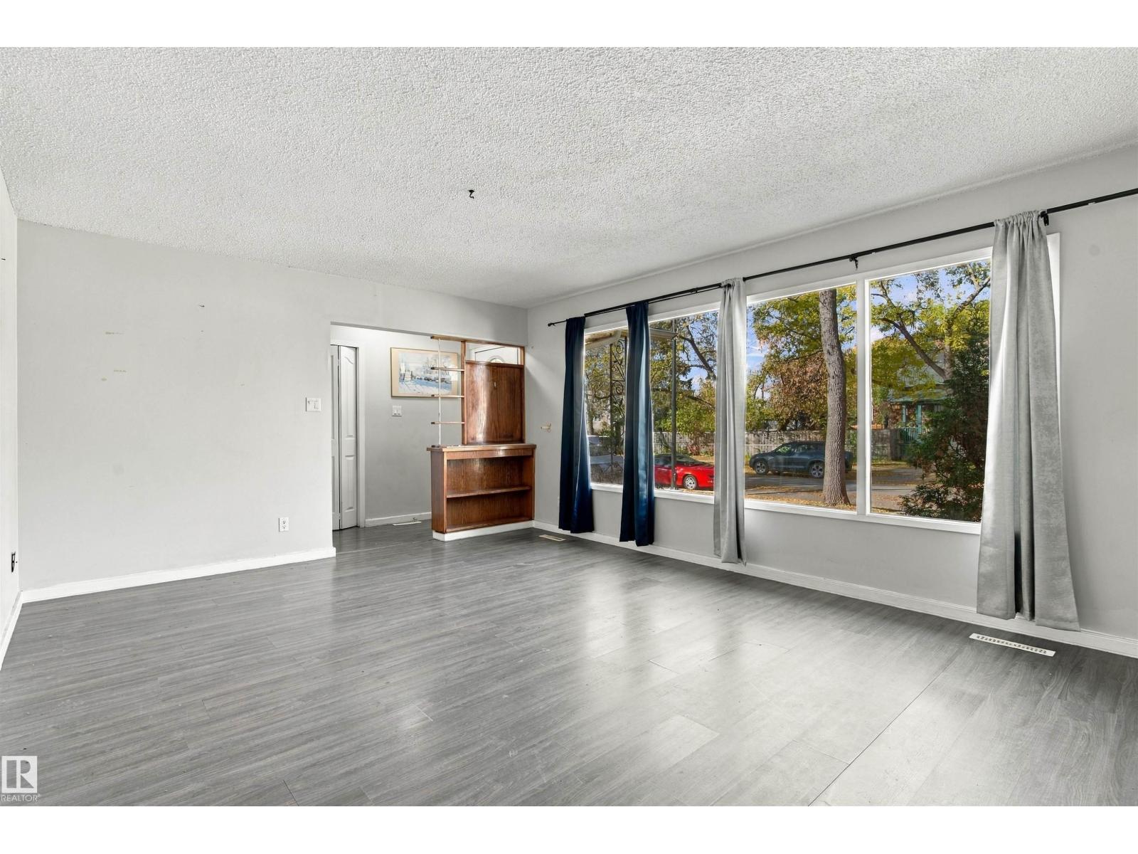 12303 115 Av Nw Property Photo 6