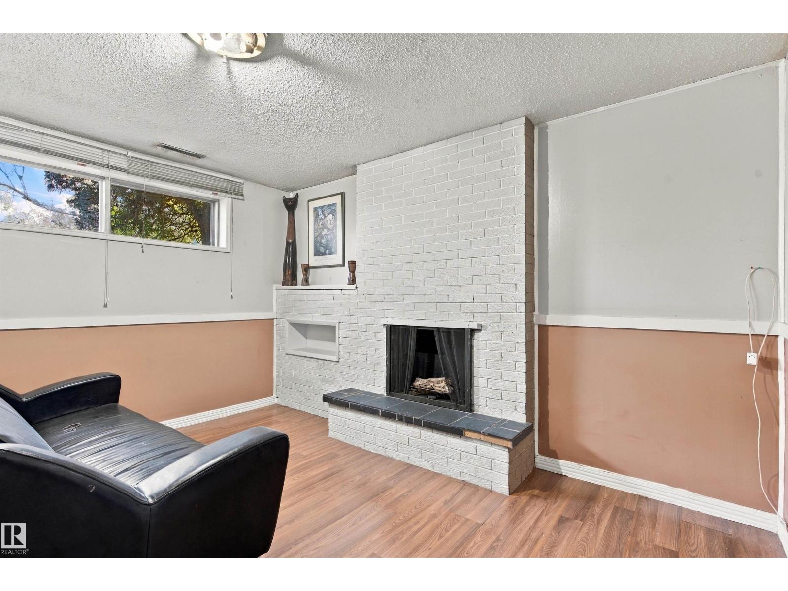 12303 115 Av Nw Property Photo 22
