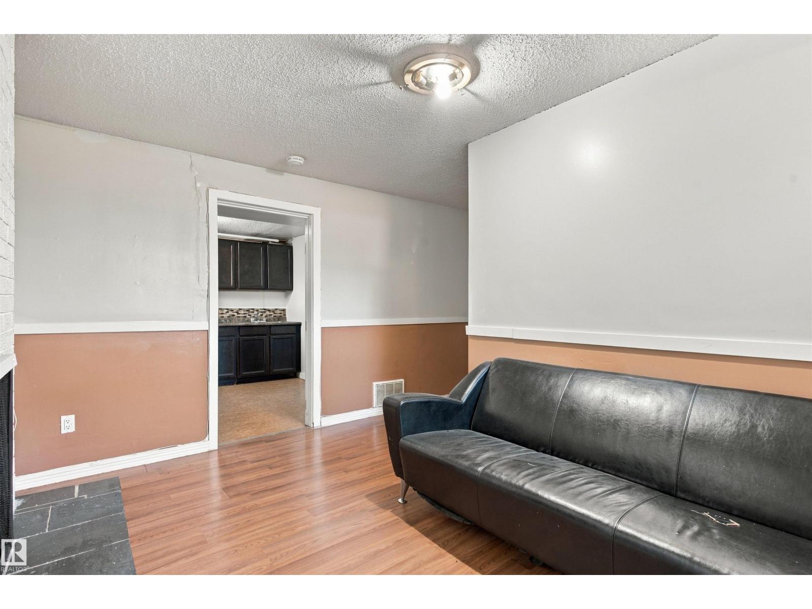 12303 115 Av Nw Property Photo 24