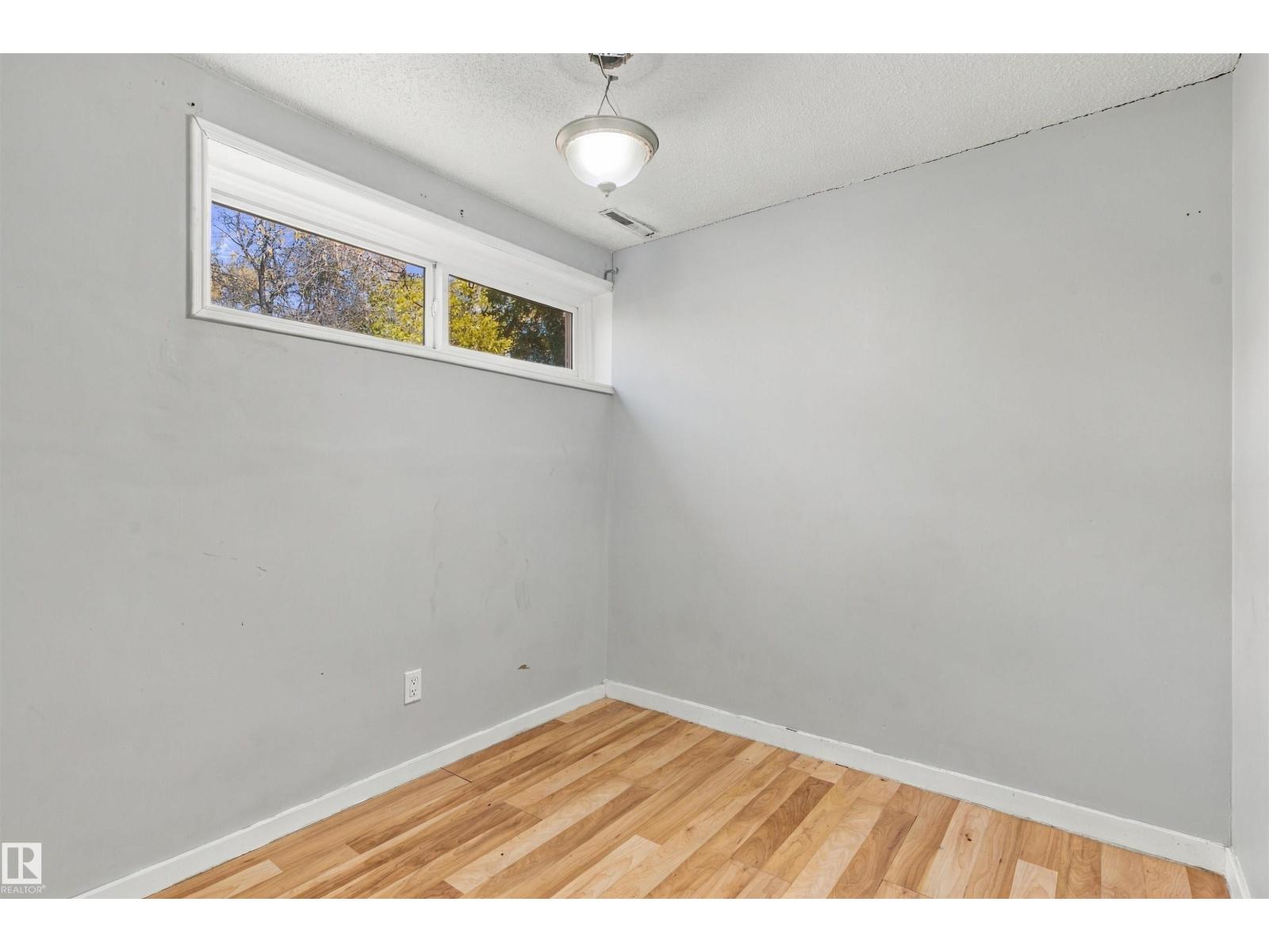 12303 115 Av Nw Property Photo 31