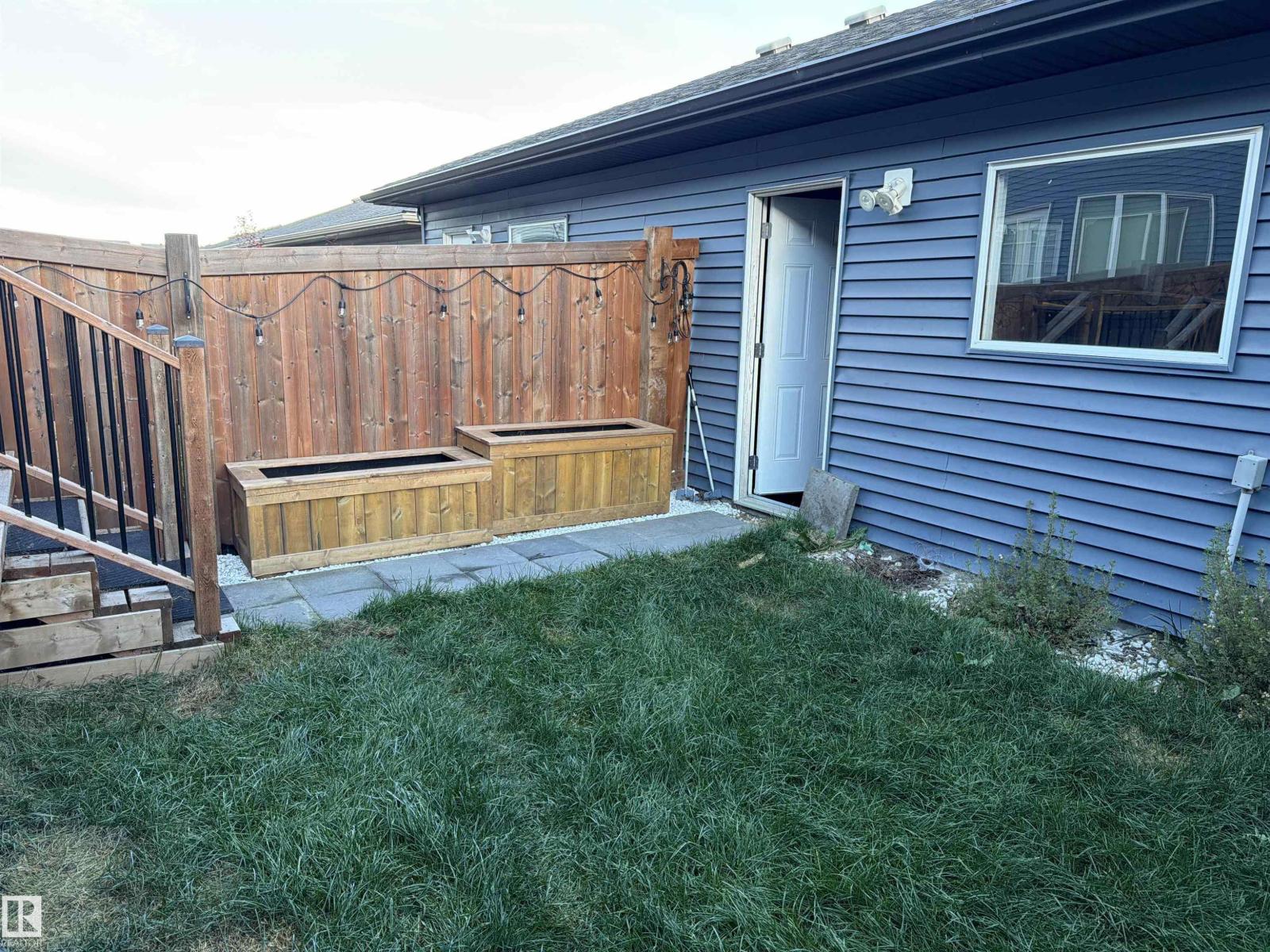 385 Orchards Bv Sw Property Photo 39