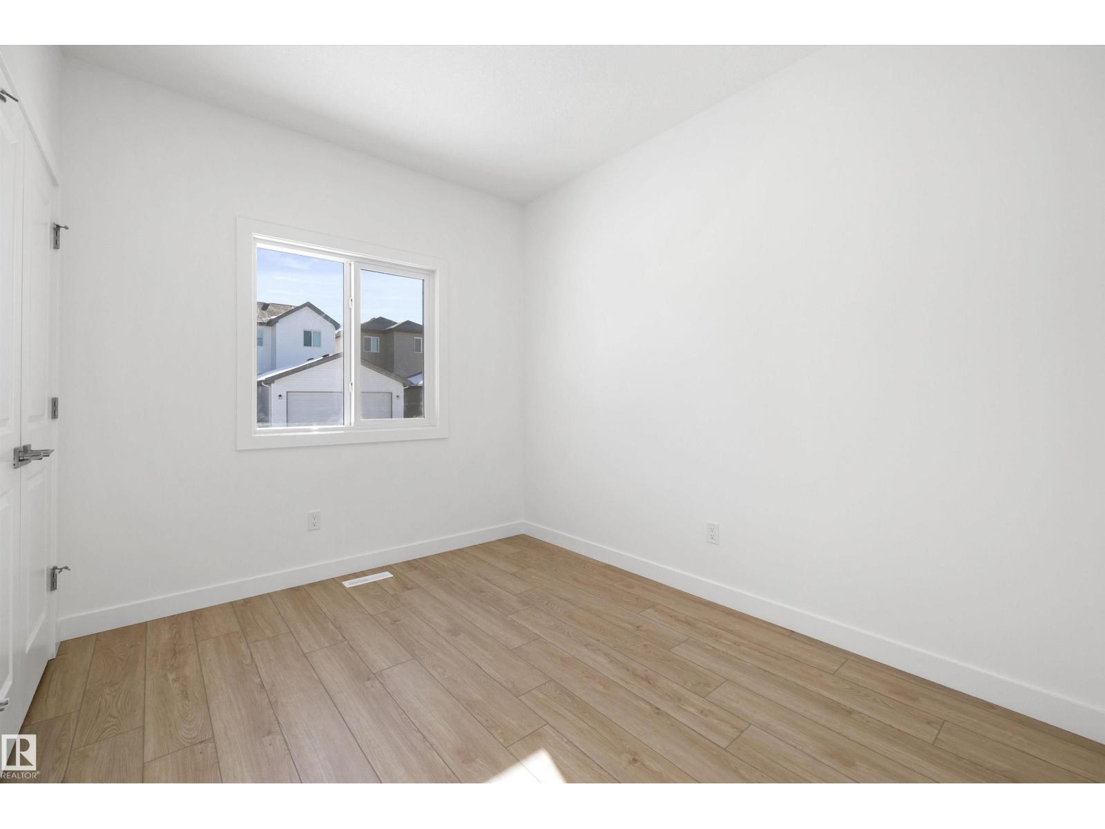 20711 43 Av Nw Property Photo 20