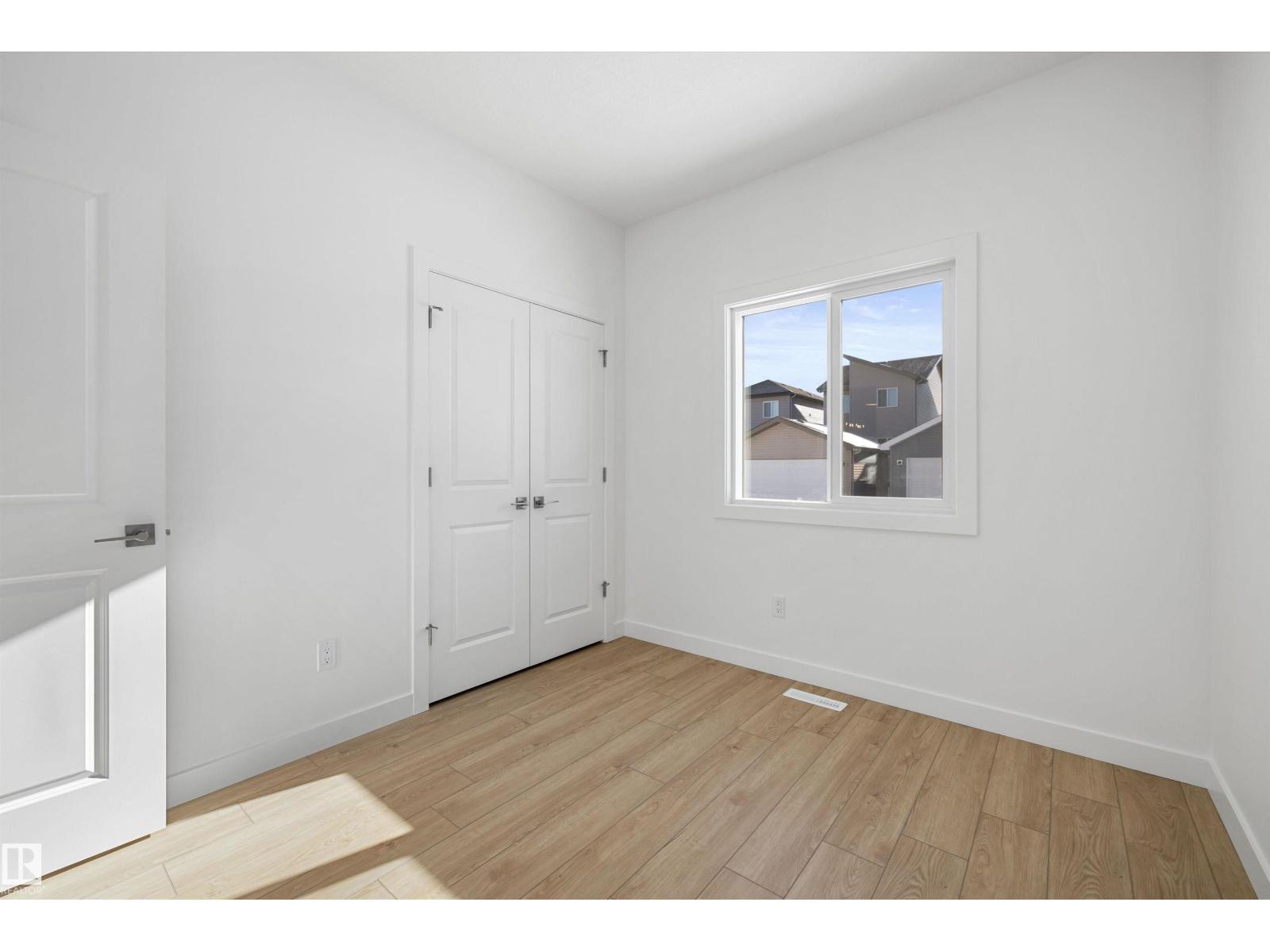 20711 43 Av Nw Property Photo 22