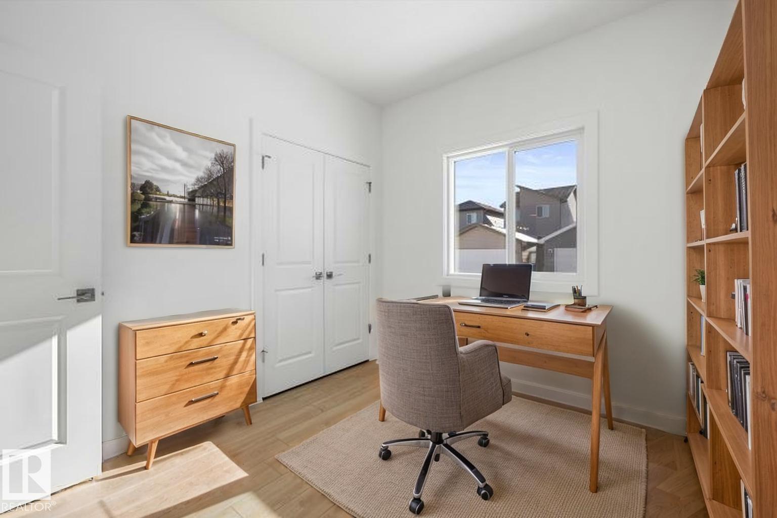 20711 43 Av Nw Property Photo 23