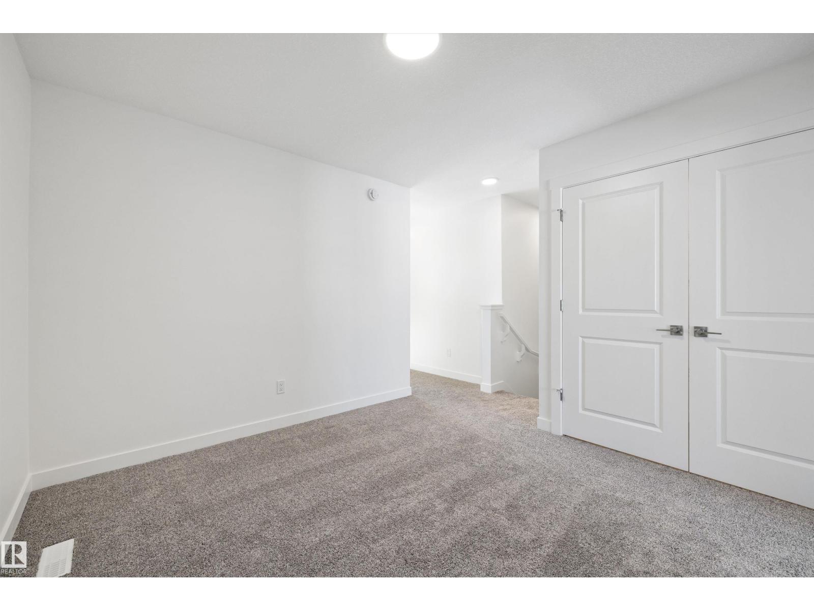 20711 43 Av Nw Property Photo 26