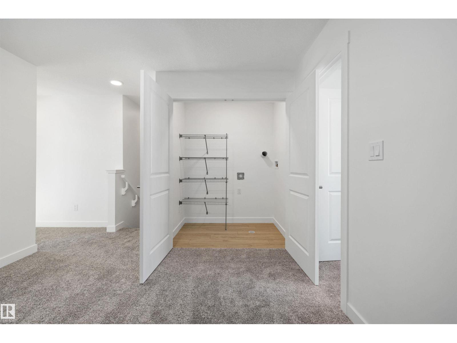 20711 43 Av Nw Property Photo 27