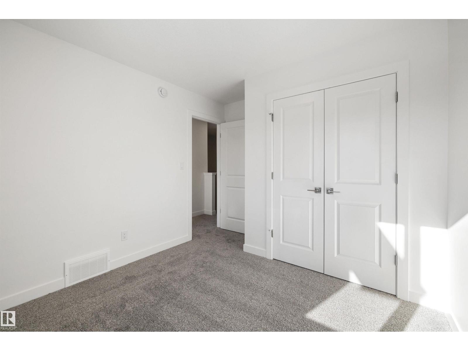 20711 43 Av Nw Property Photo 34