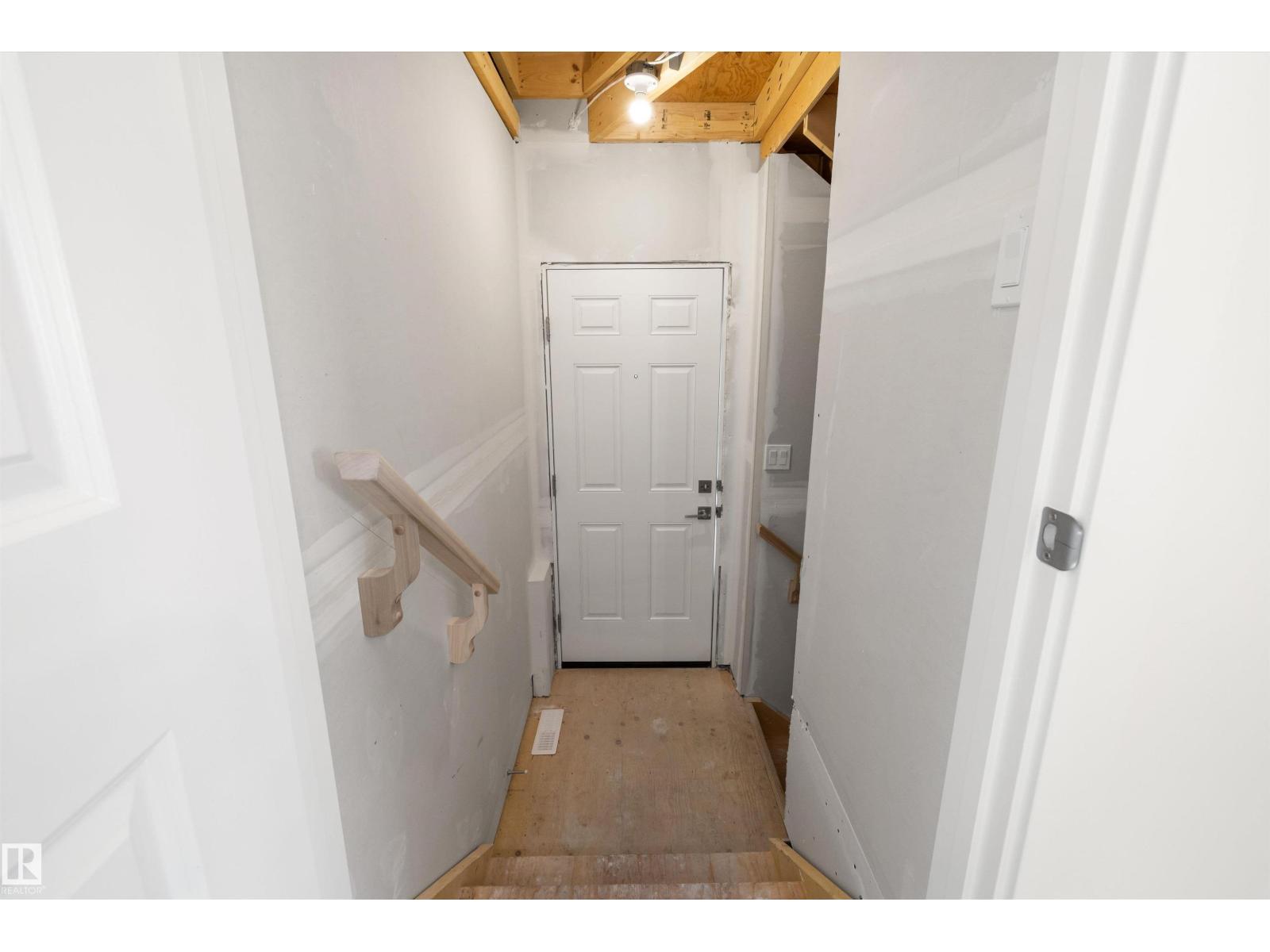 20711 43 Av Nw Property Photo 41