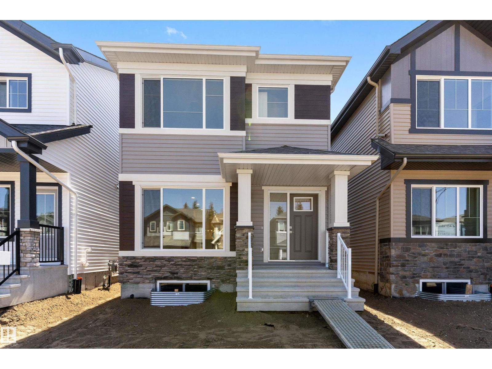 20703 43 Av Nw Property Photo 4
