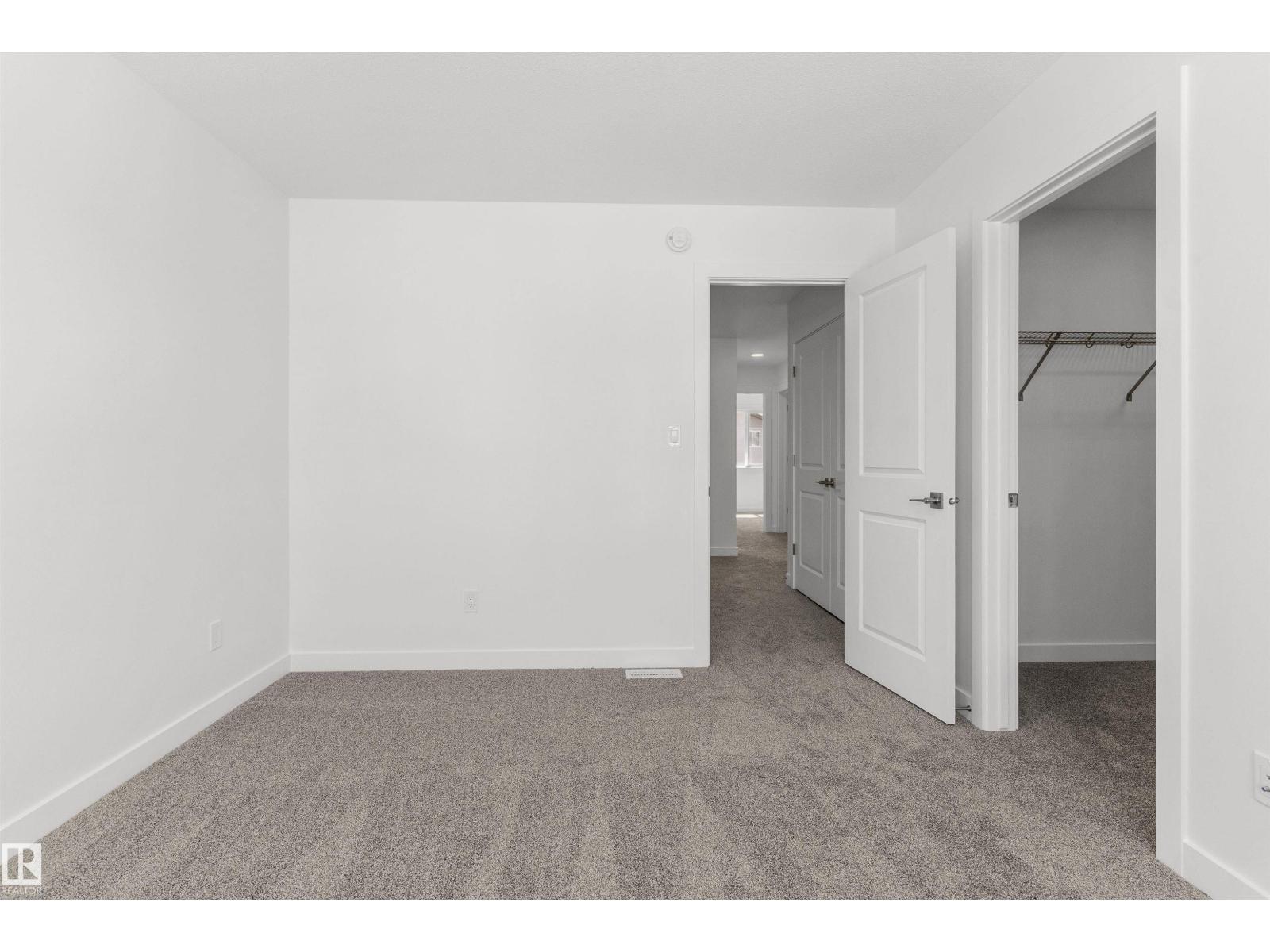 20703 43 Av Nw Property Photo 24