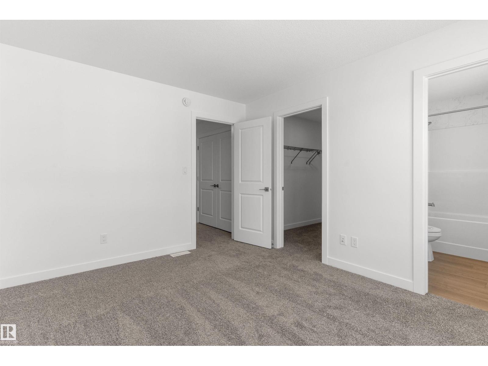 20703 43 Av Nw Property Photo 25