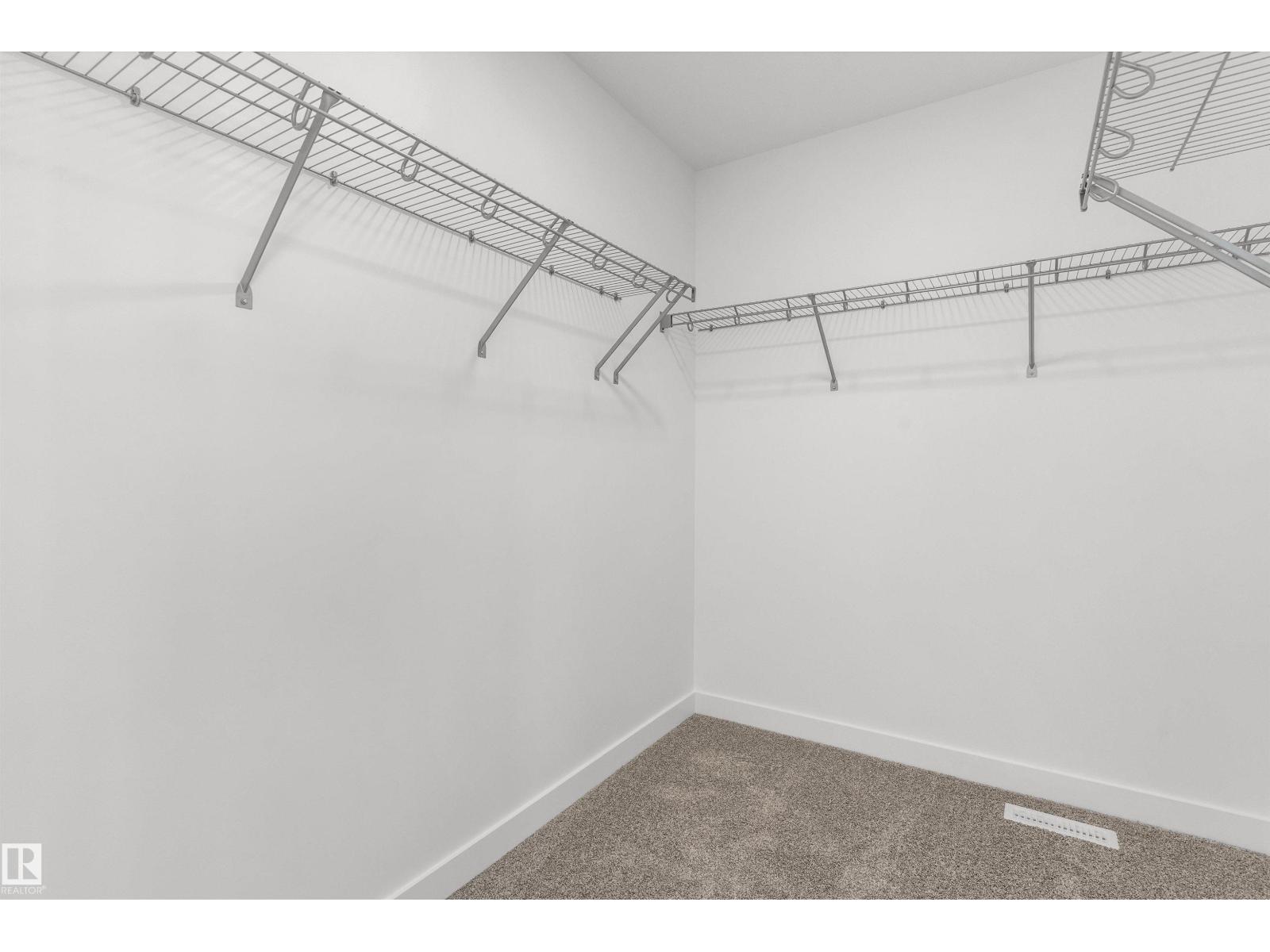 20703 43 Av Nw Property Photo 27