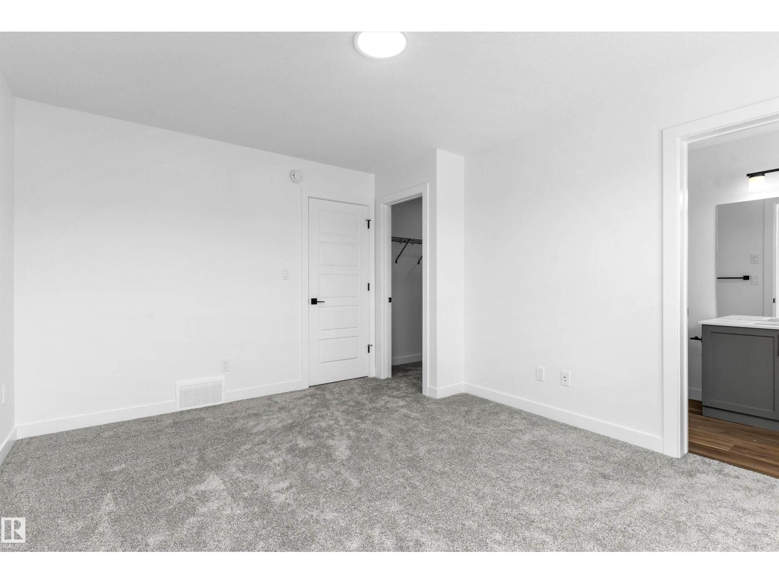 20615 43 Av Nw Property Photo 23