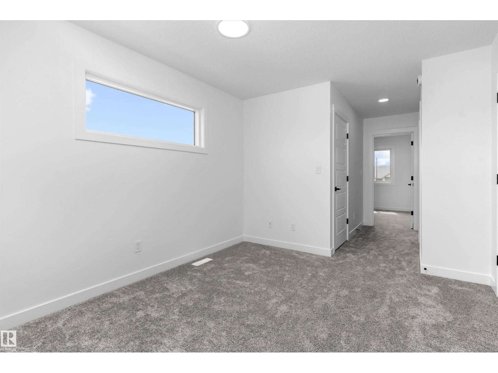 20615 43 Av Nw Property Photo 25