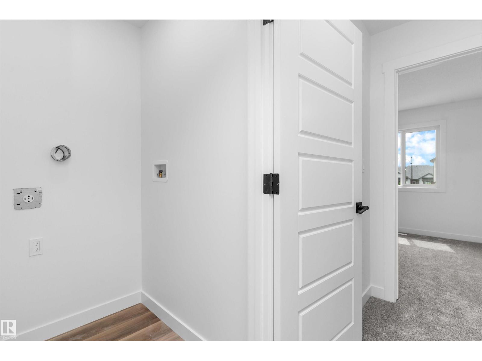 20615 43 Av Nw Property Photo 29