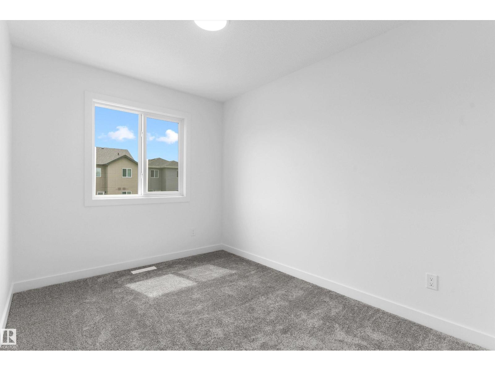 20615 43 Av Nw Property Photo 31