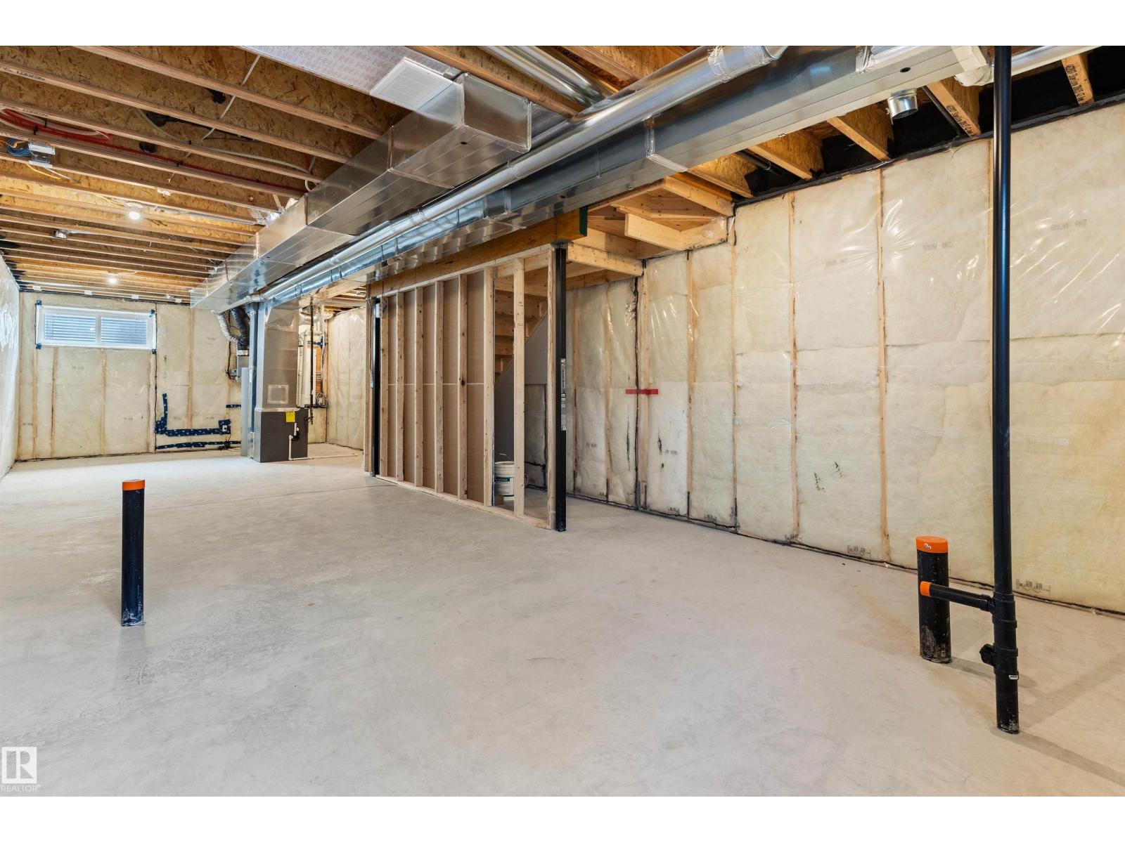 20615 43 Av Nw Property Photo 37