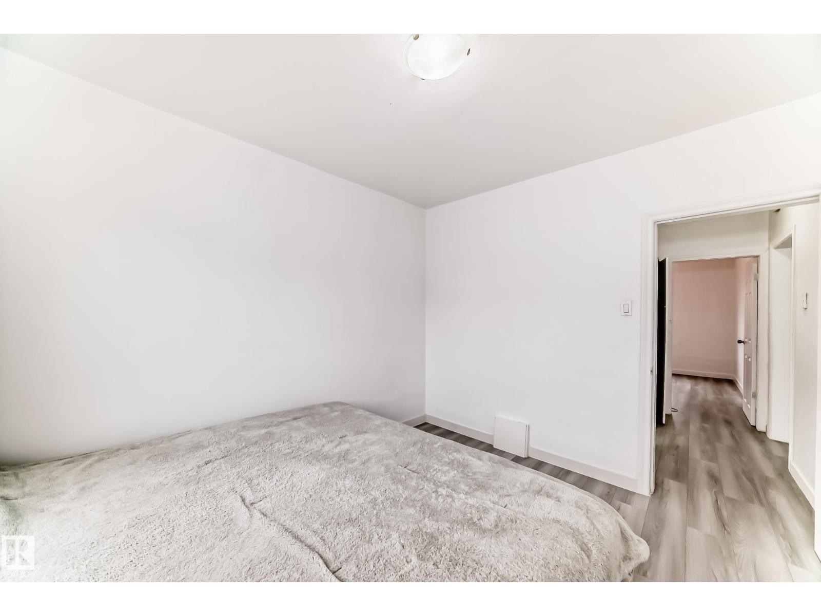 9221 110 Av Nw Property Photo 16