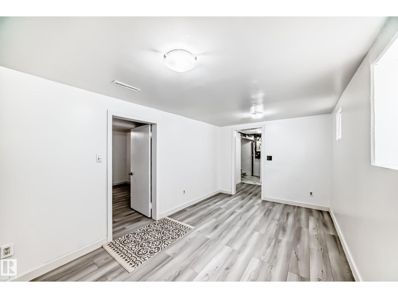 9221 110 Av Nw Property Photo 22