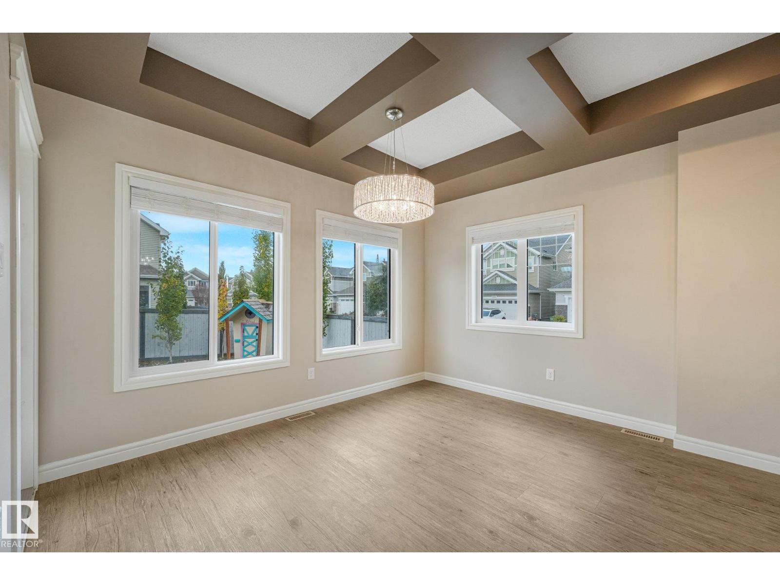 2304 89 St Sw Property Photo 13
