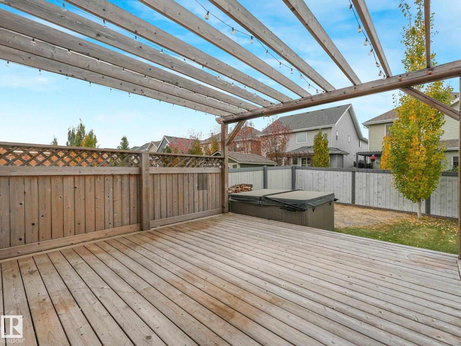 2304 89 St Sw Property Photo 17