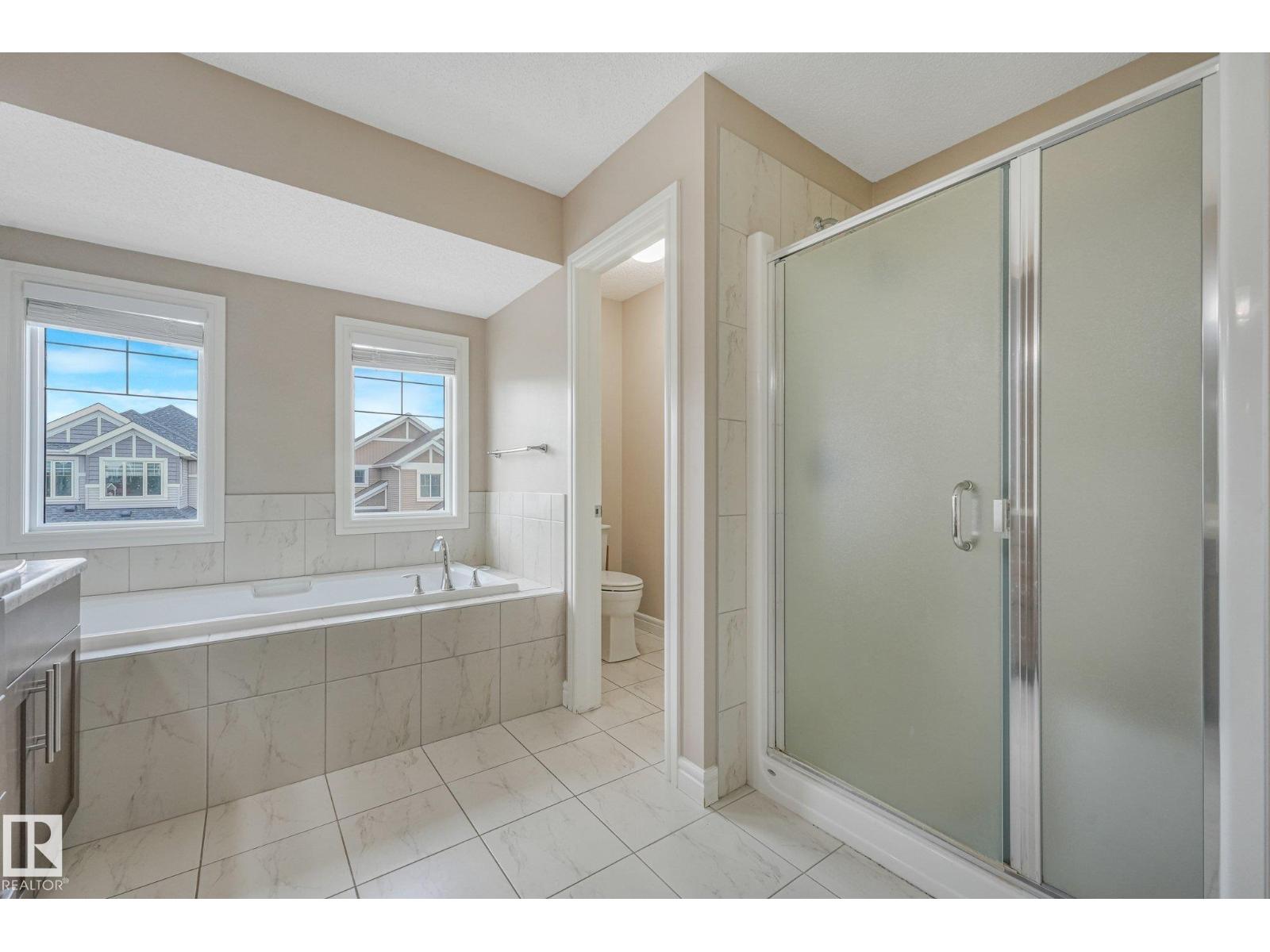 2304 89 St Sw Property Photo 24