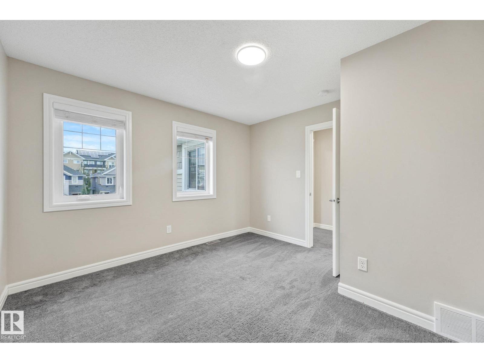 2304 89 St Sw Property Photo 29