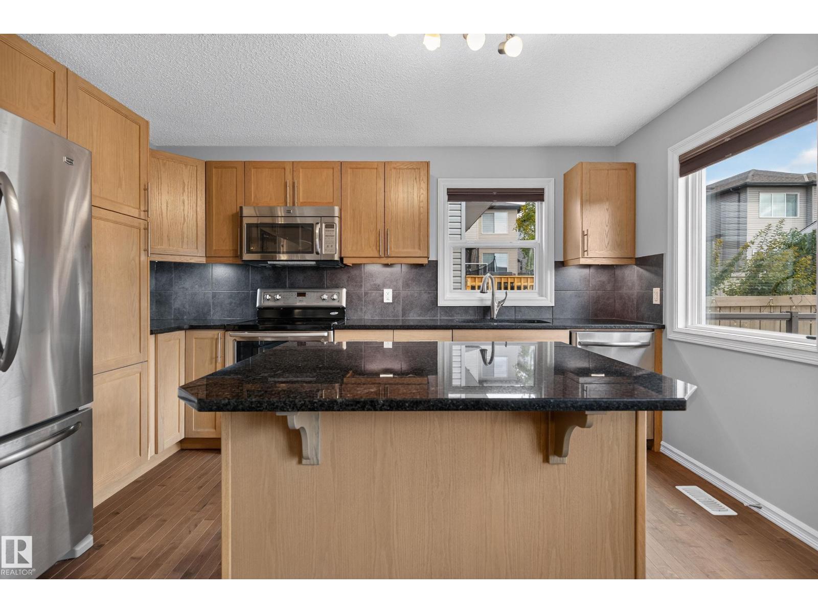 821 36a Av Nw Property Photo 10