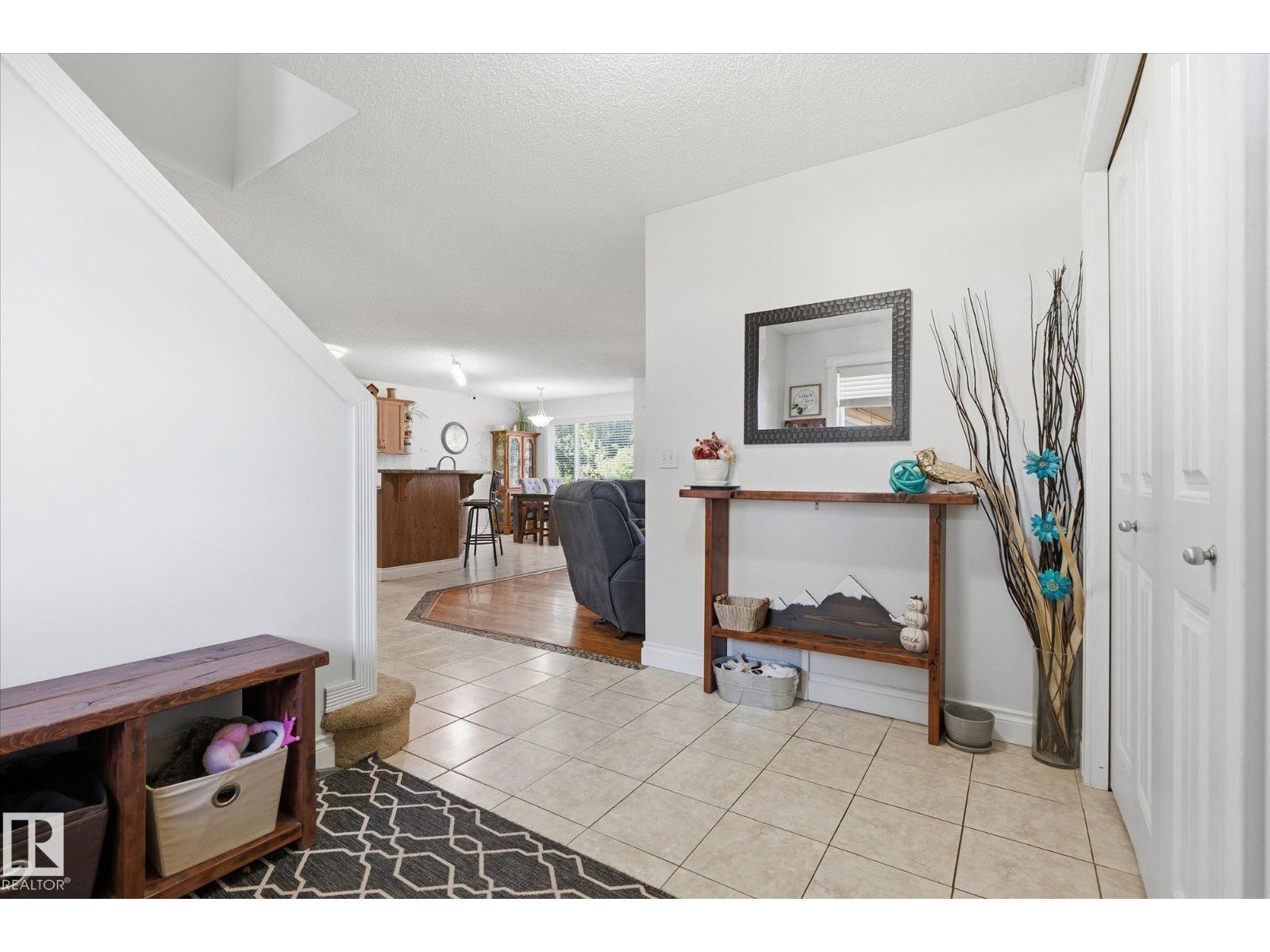 70 Greenfield Wy Property Photo 5