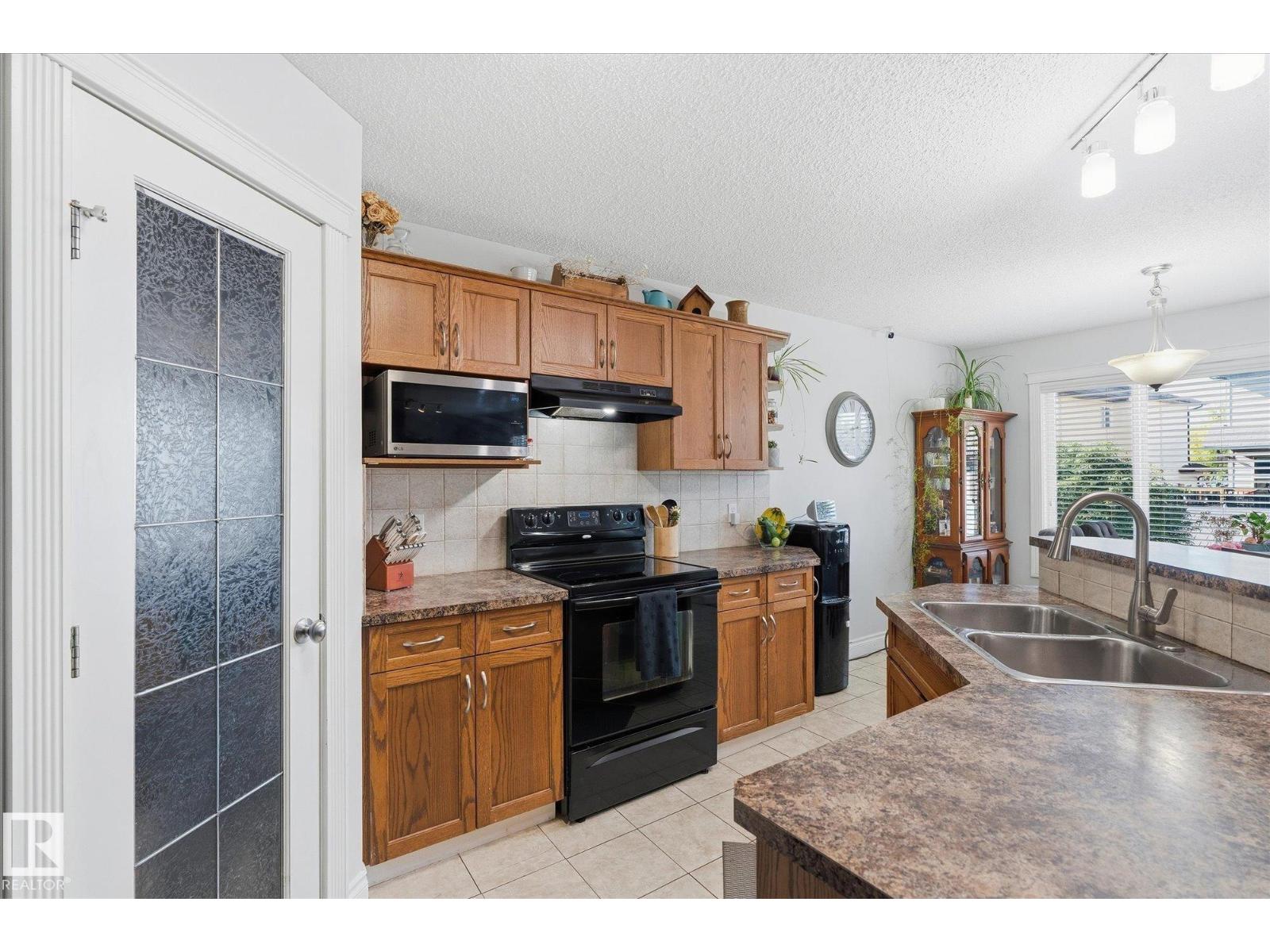 70 Greenfield Wy Property Photo 11