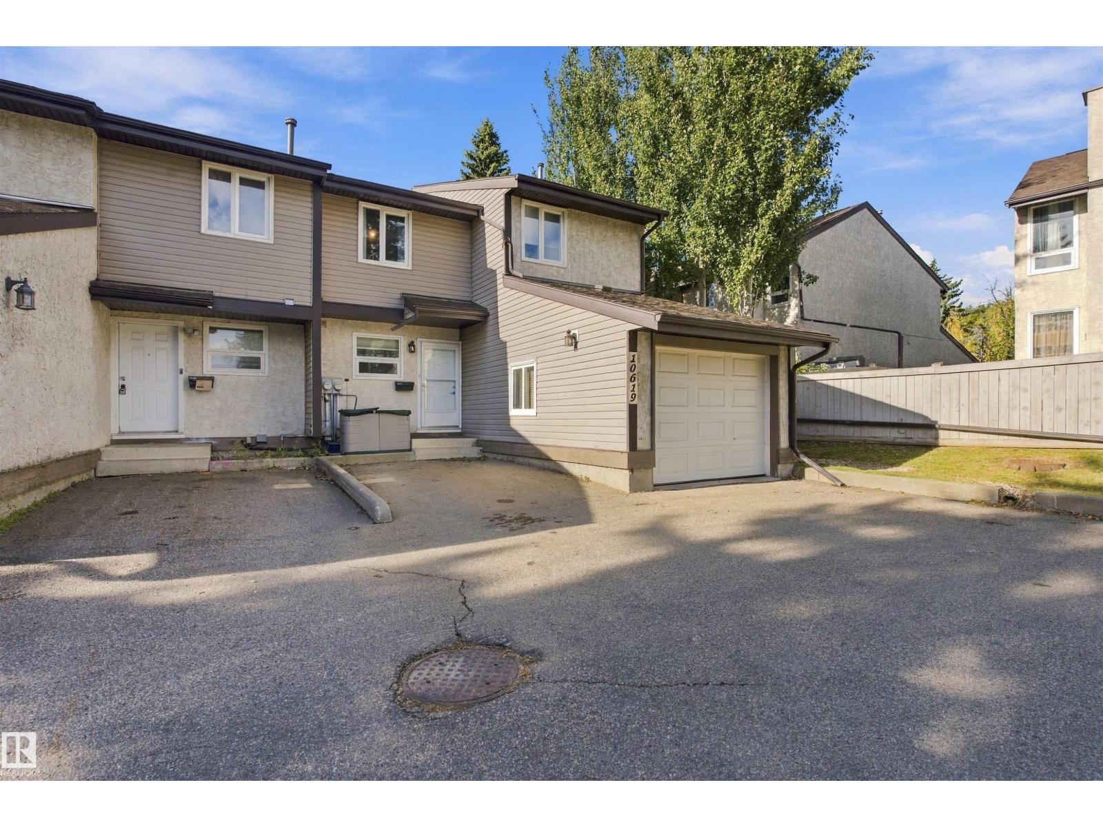 10619 Beaumaris Rd Nw Property Photo 4