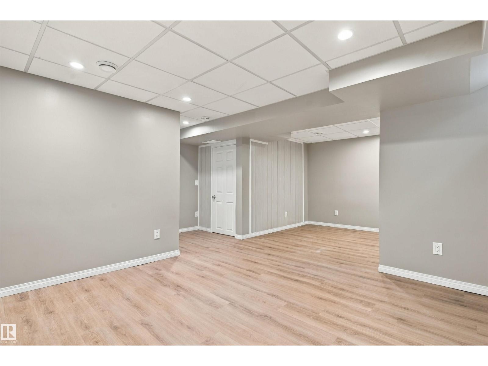 10619 Beaumaris Rd Nw Property Photo 35