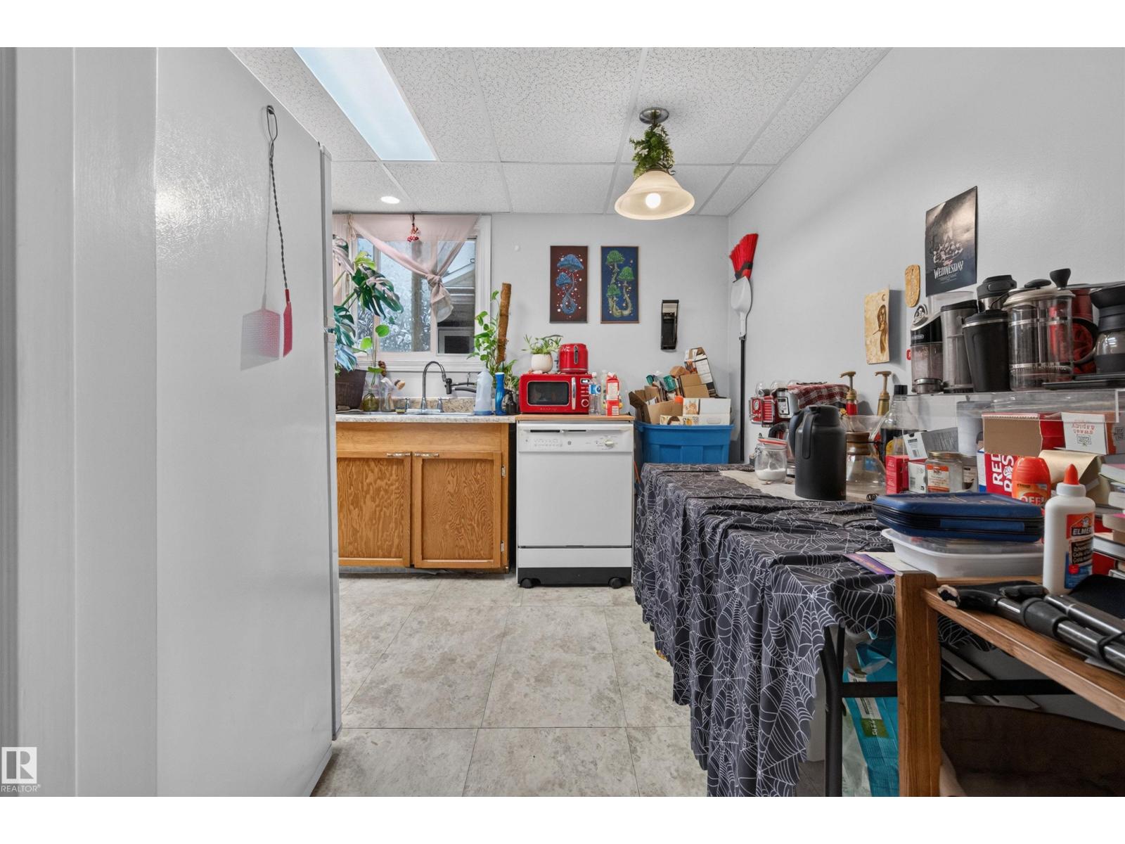 10831 80 Av Nw Property Photo 13
