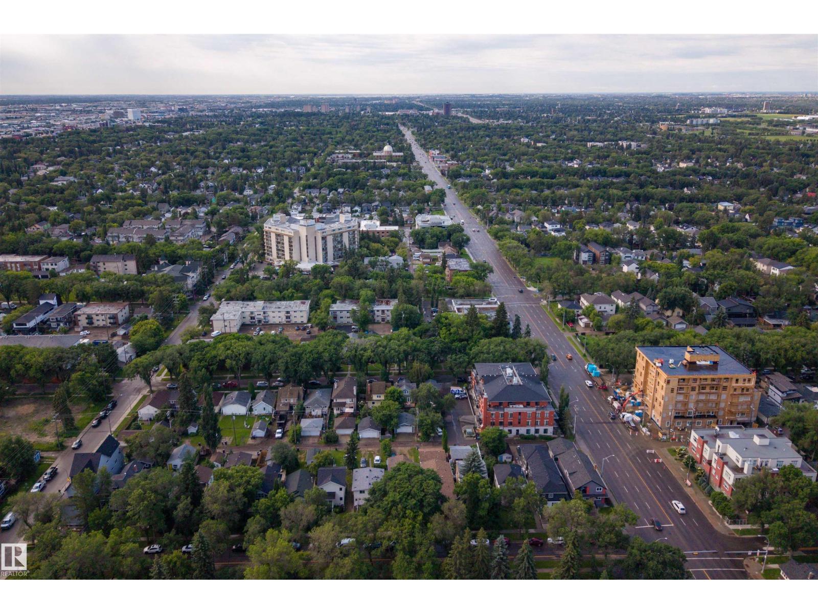10831 80 Av Nw Property Photo 35