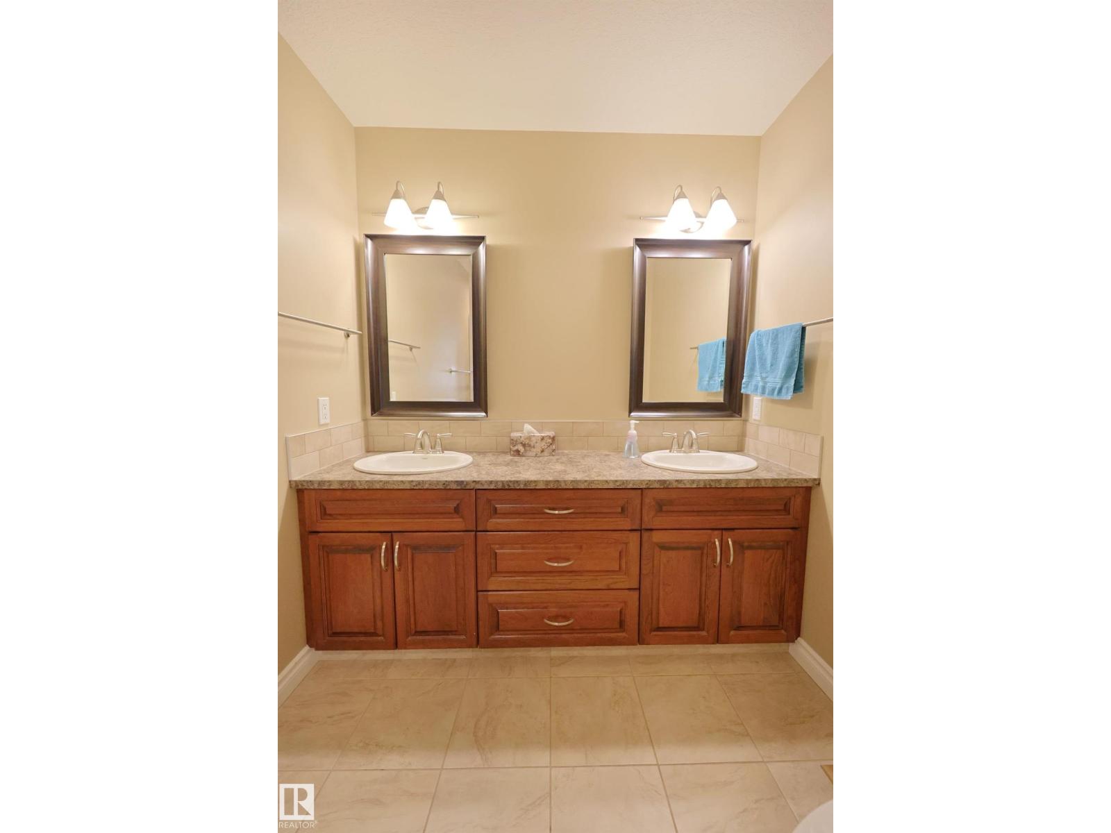53 Butterfield Cr Property Photo 40
