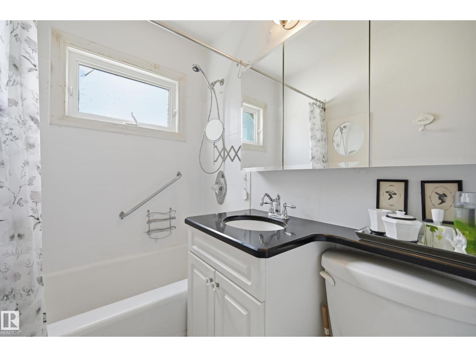 11518 101 St Nw Property Photo 24
