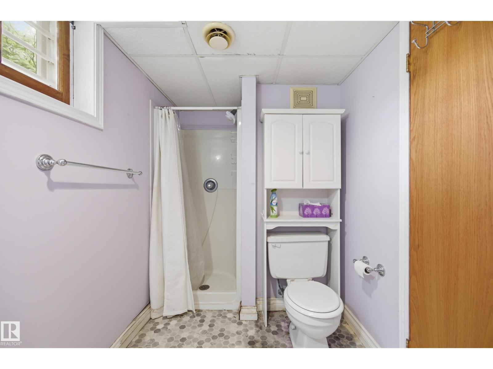 11518 101 St Nw Property Photo 33