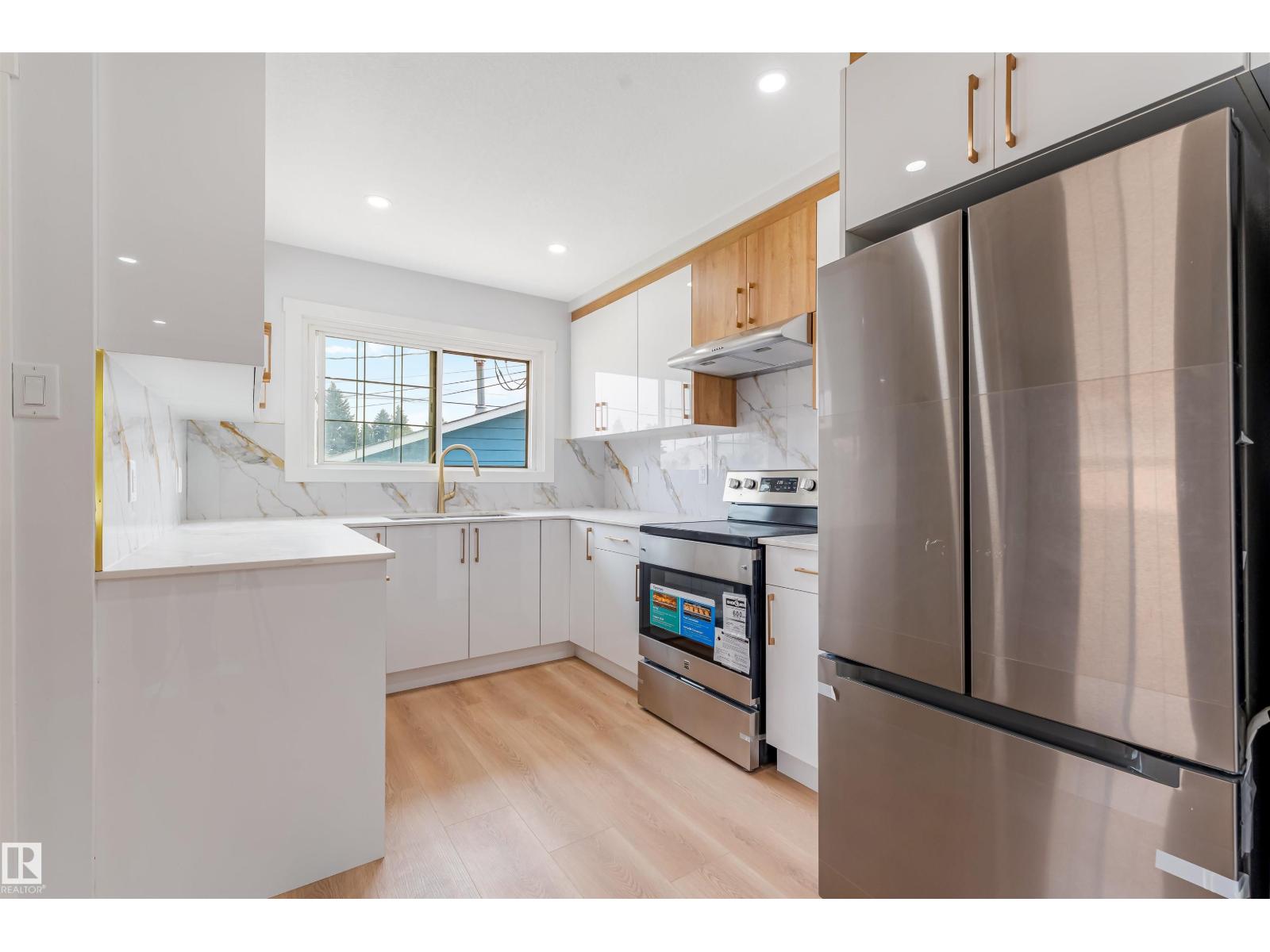 12023 137 Av Nw Property Photo 11