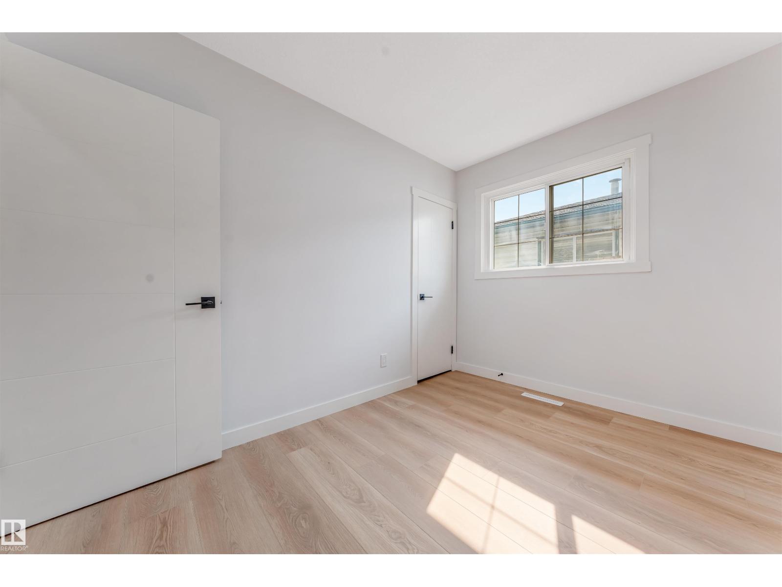 12023 137 Av Nw Property Photo 18