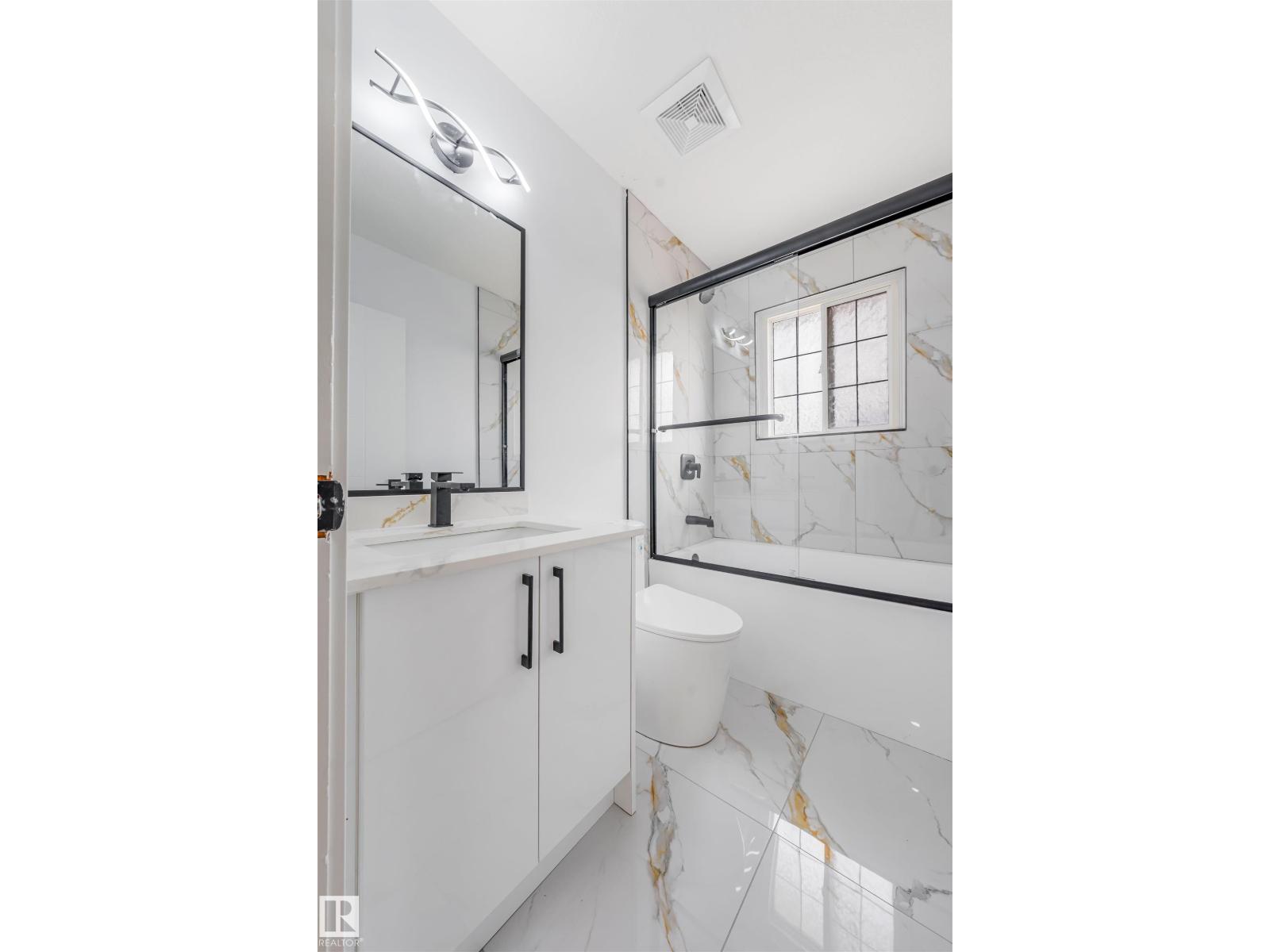 12023 137 Av Nw Property Photo 22
