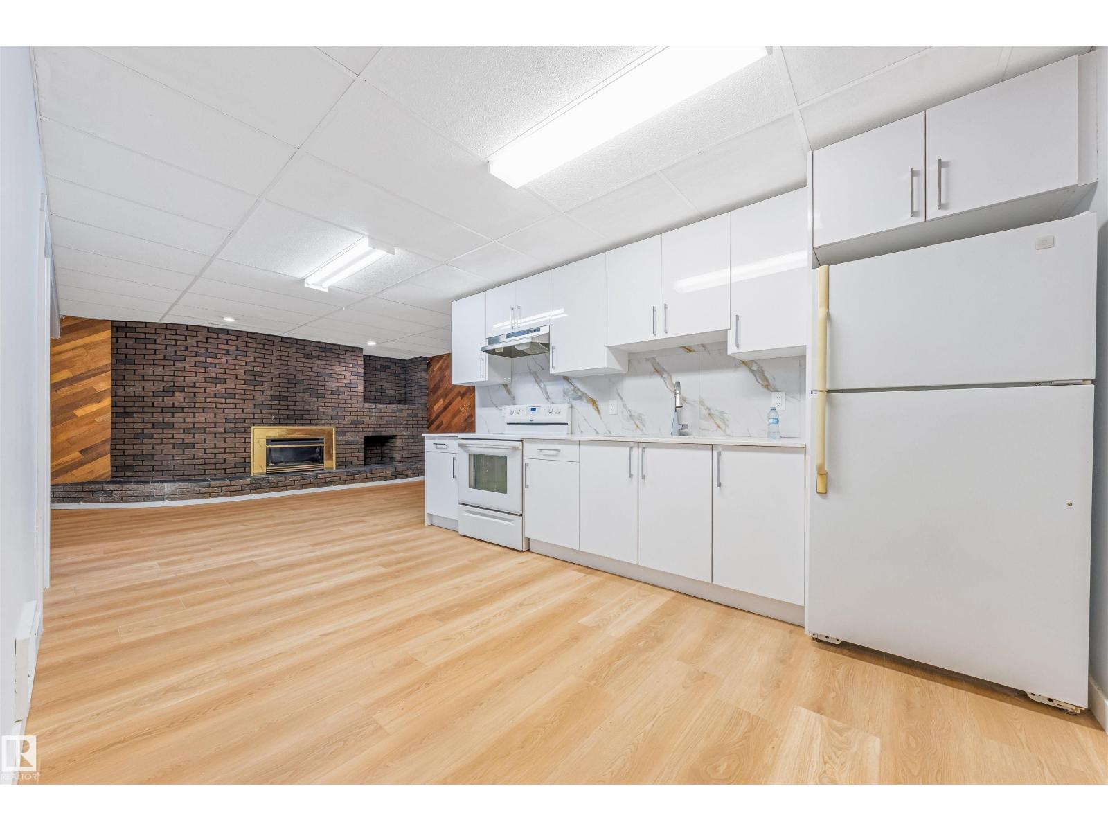 12023 137 Av Nw Property Photo 34
