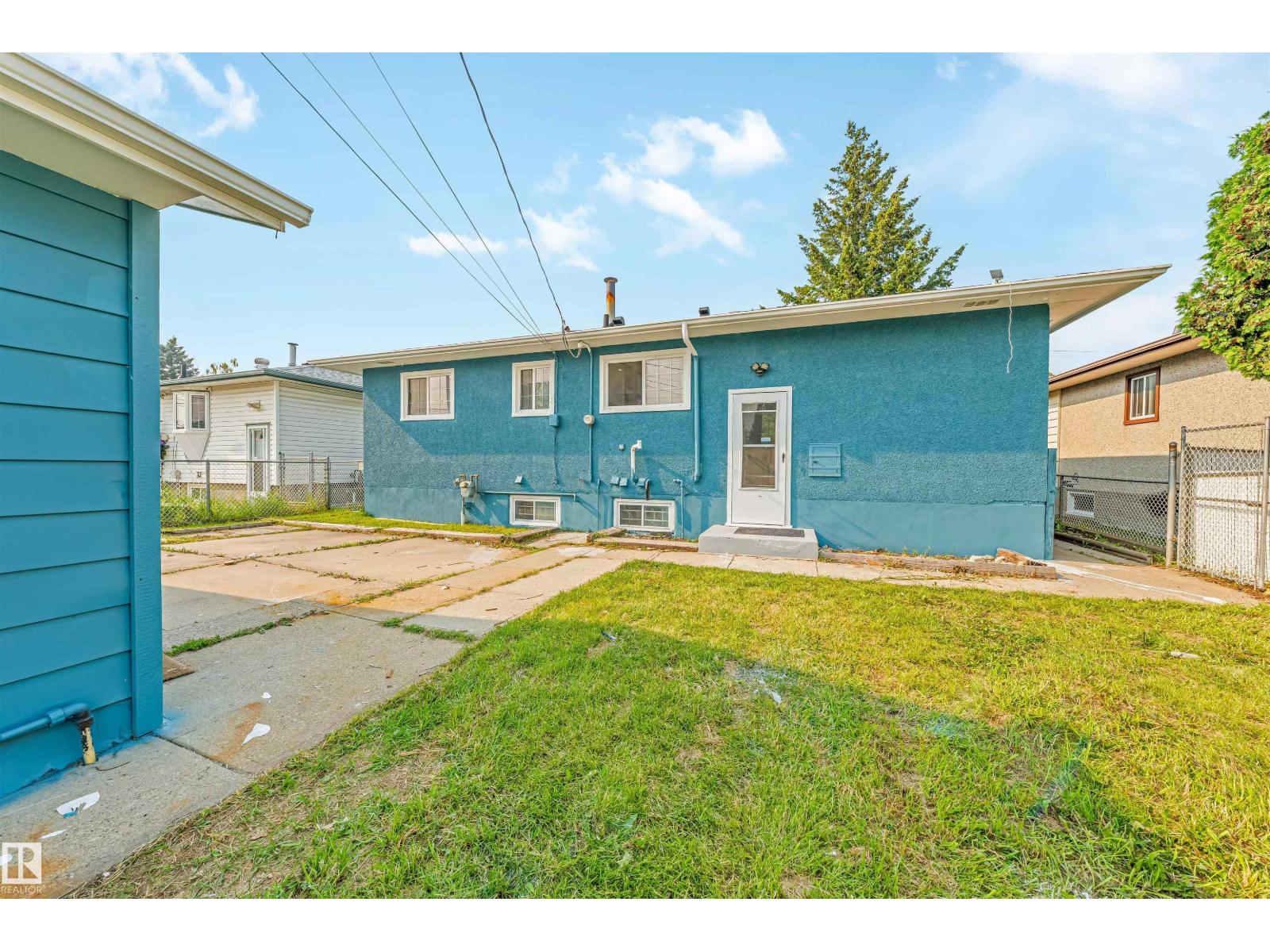 12023 137 Av Nw Property Photo 51