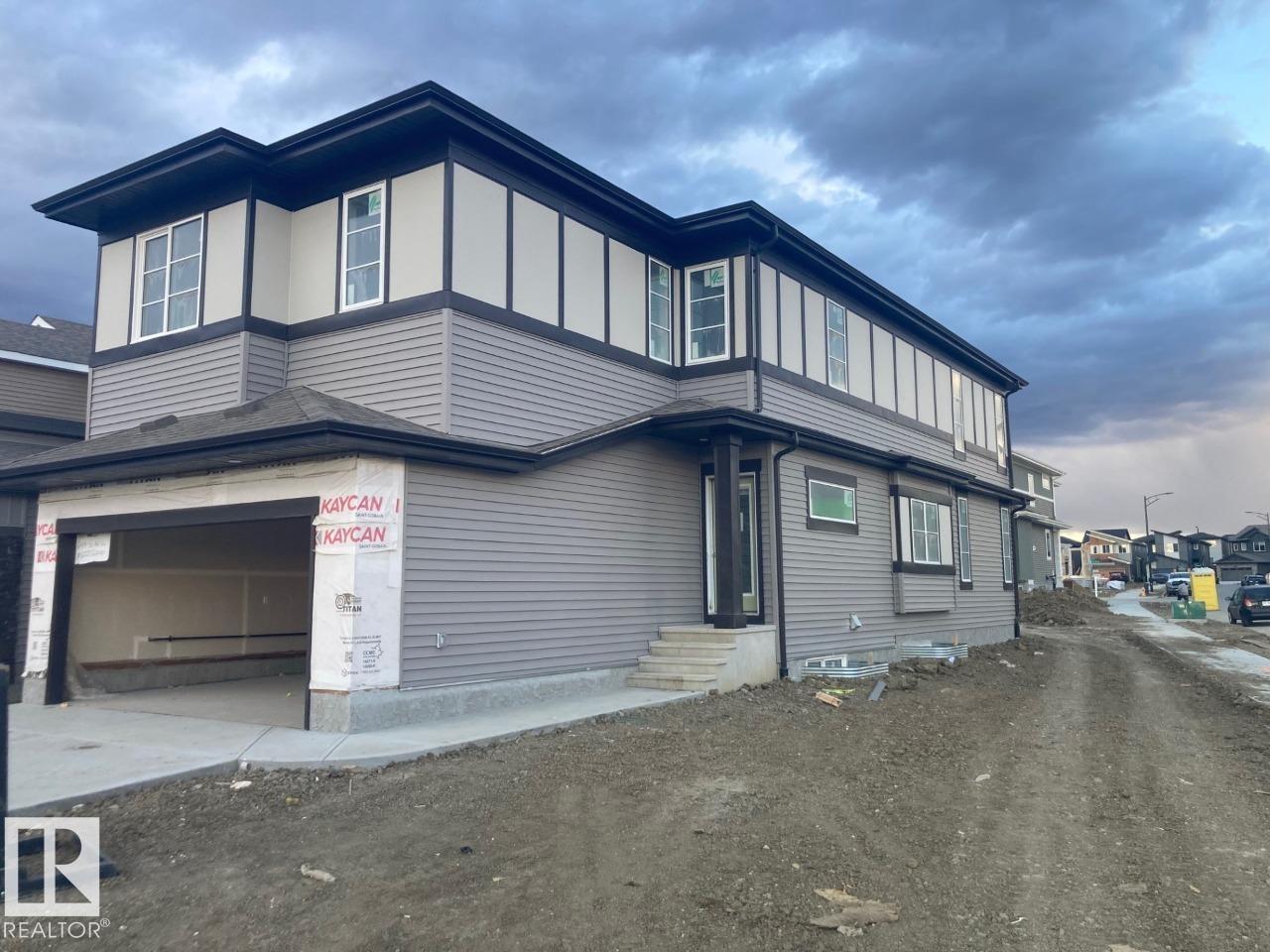 6408 30 Av Sw Property Photo 1