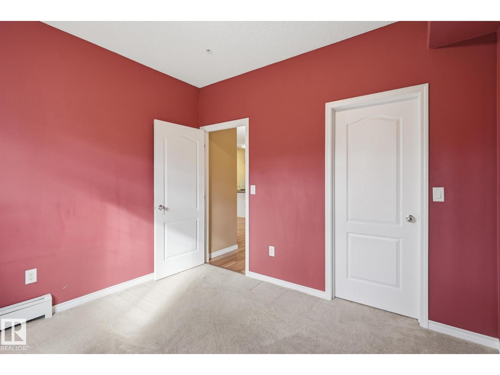 #102 16715 100 Av Nw Property Photo 20