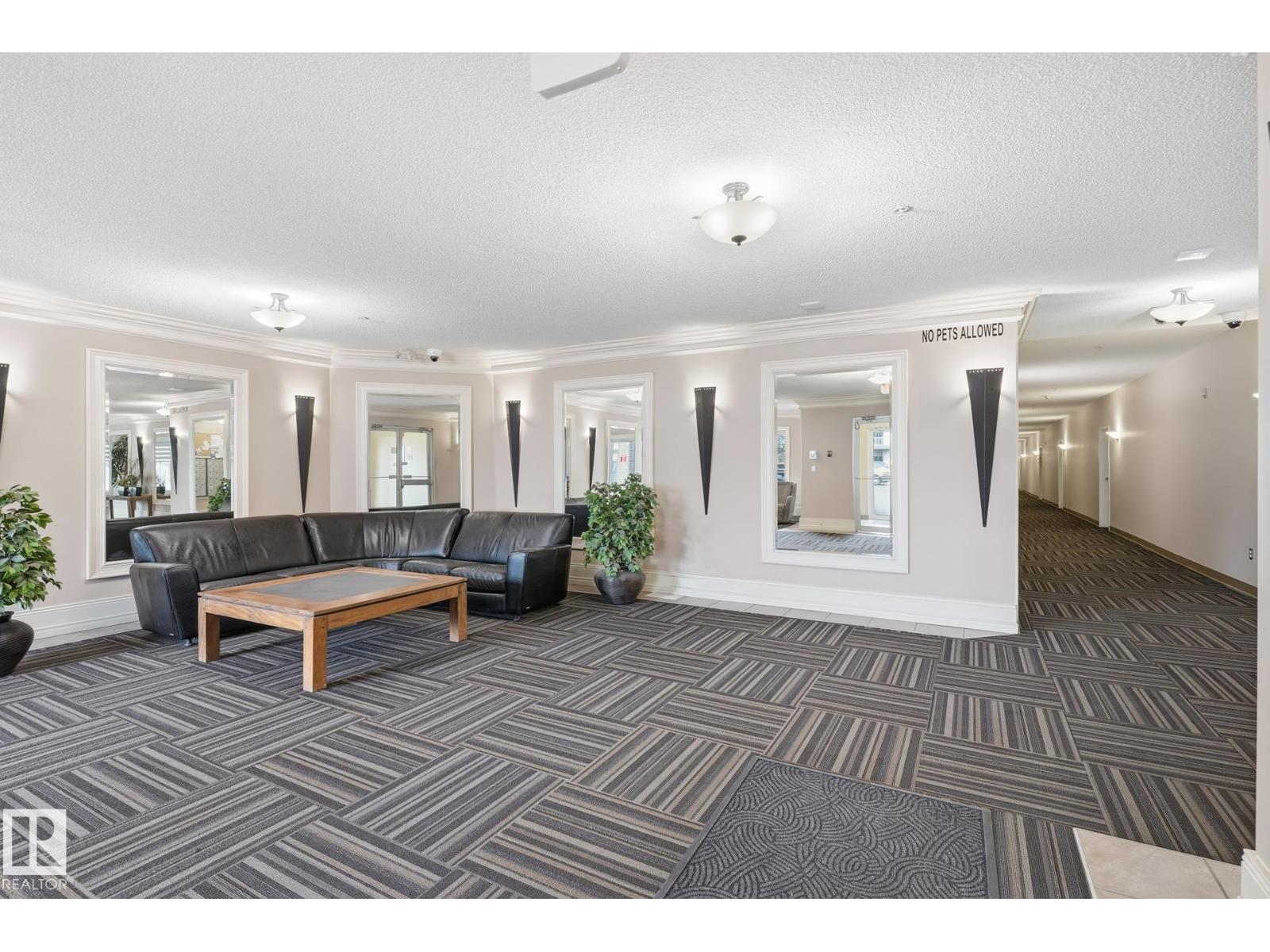 #102 16715 100 Av Nw Property Photo 30