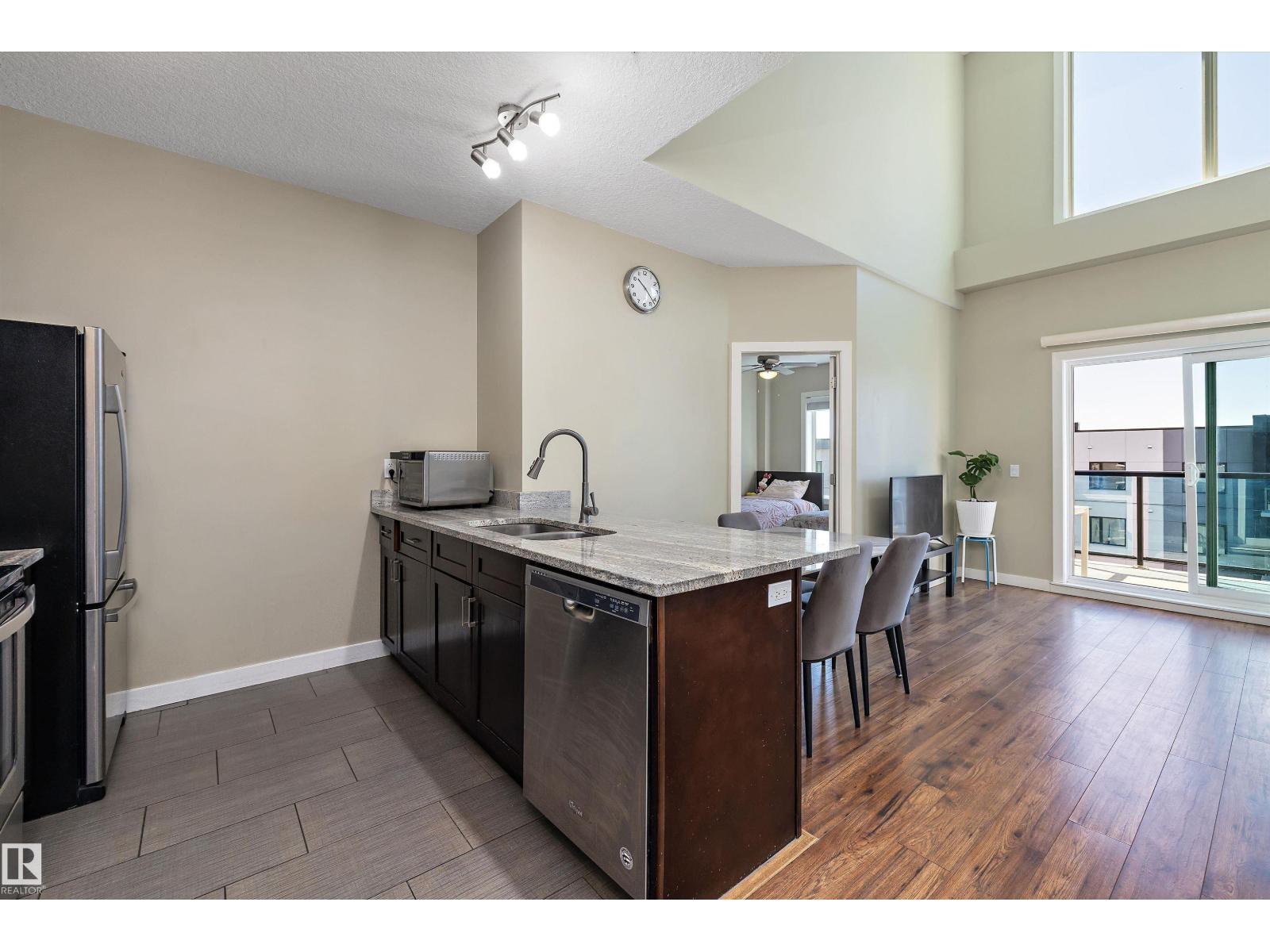 #505 1238 WINDERMERE WY SW SW Property Photo 1