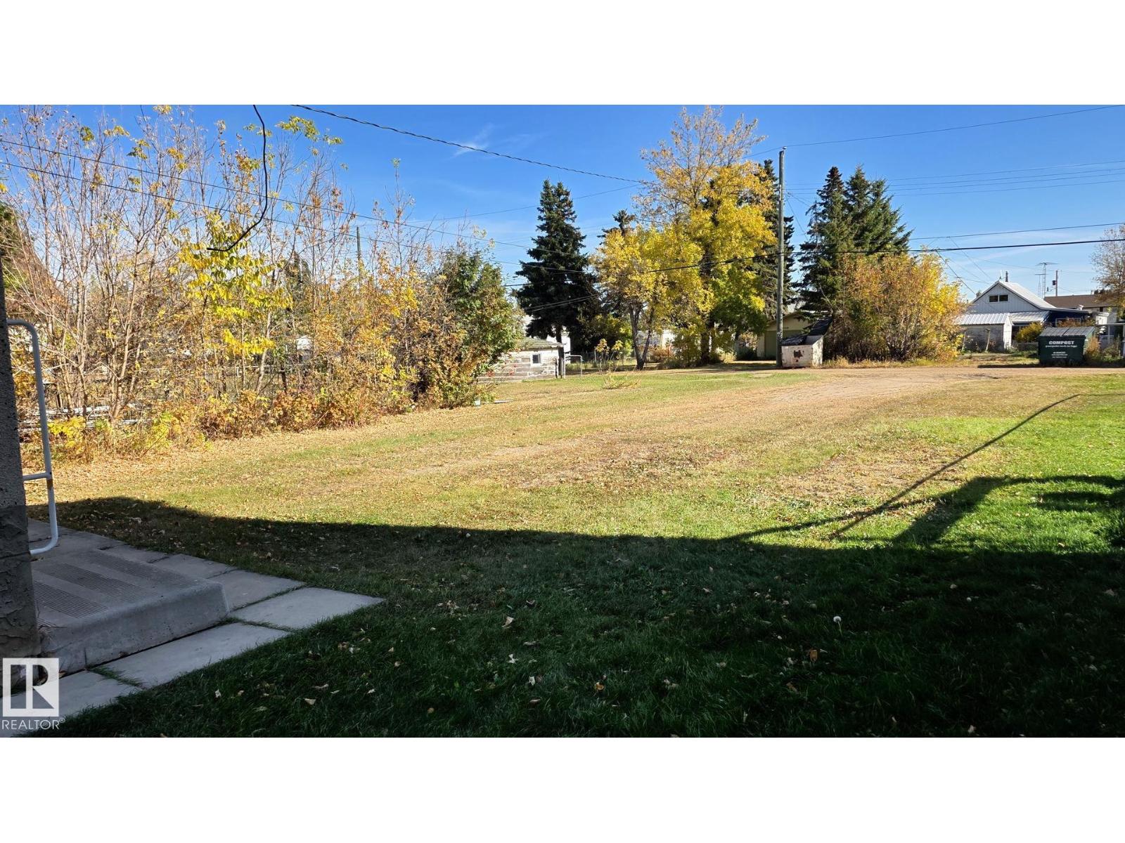 5517 49 St Property Photo 21