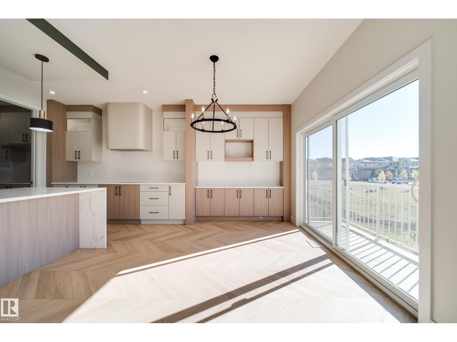 8523 183 Av Nw Property Photo 13